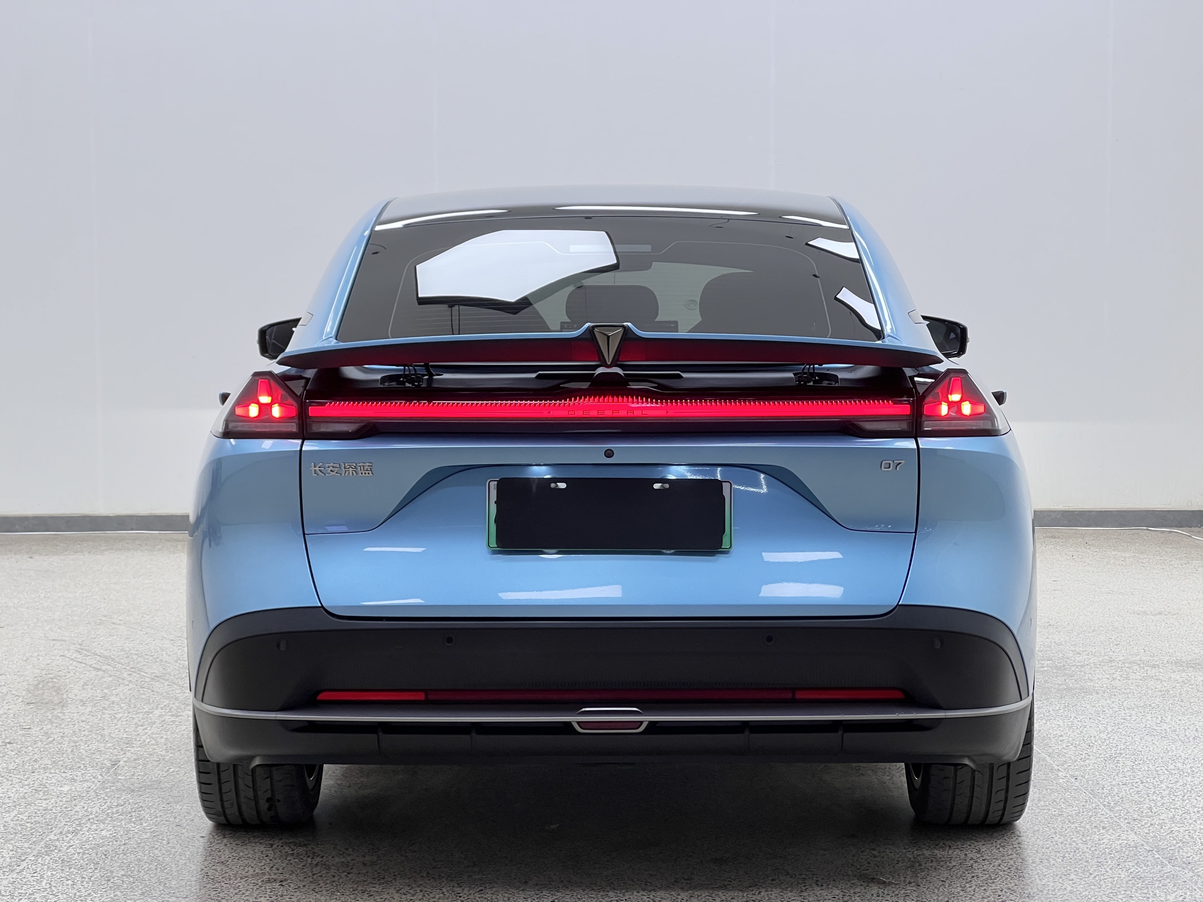 Deepal L07 2024 изображение автомобиля #6