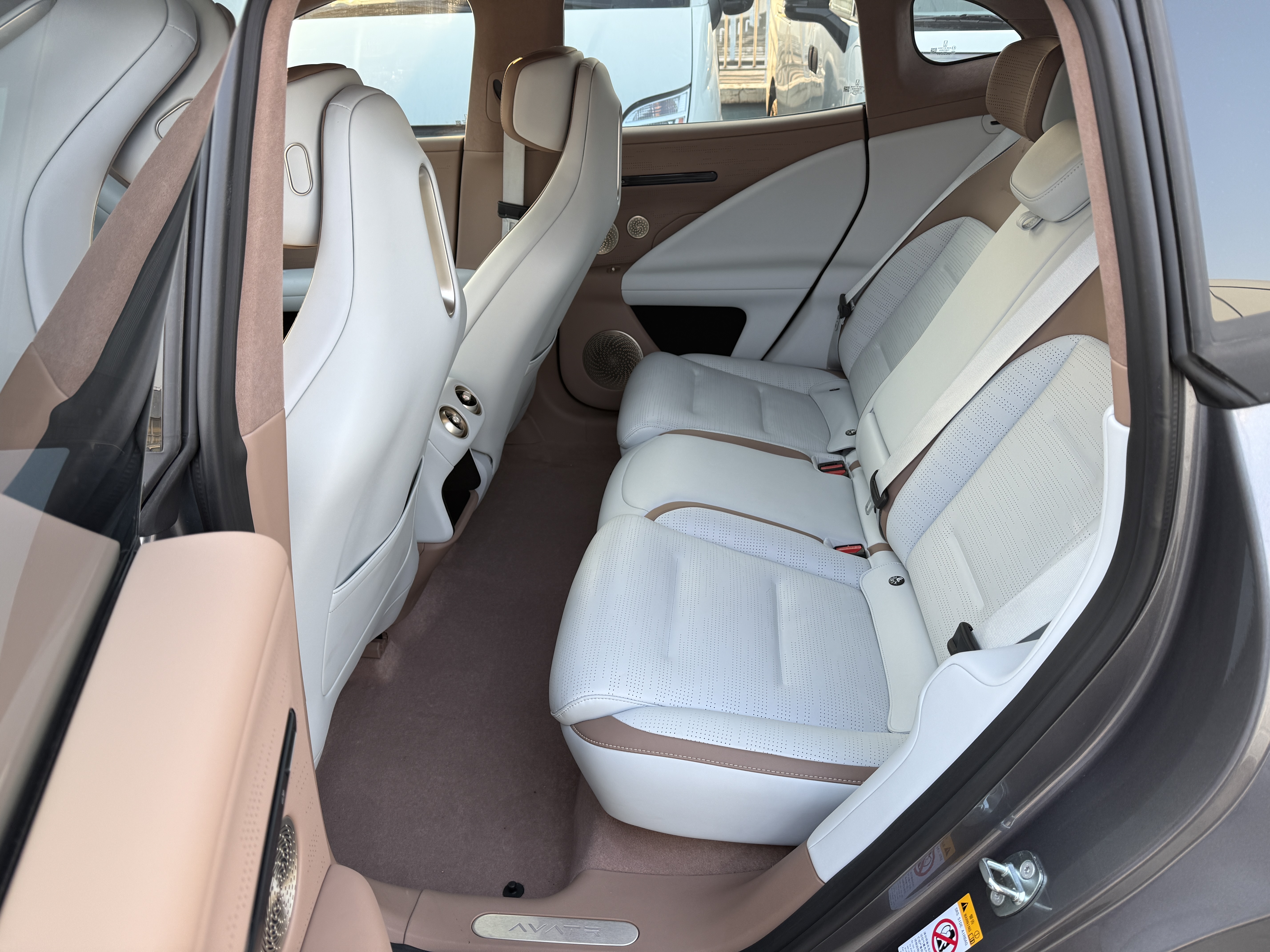 Avatr 07 2025 car image #6