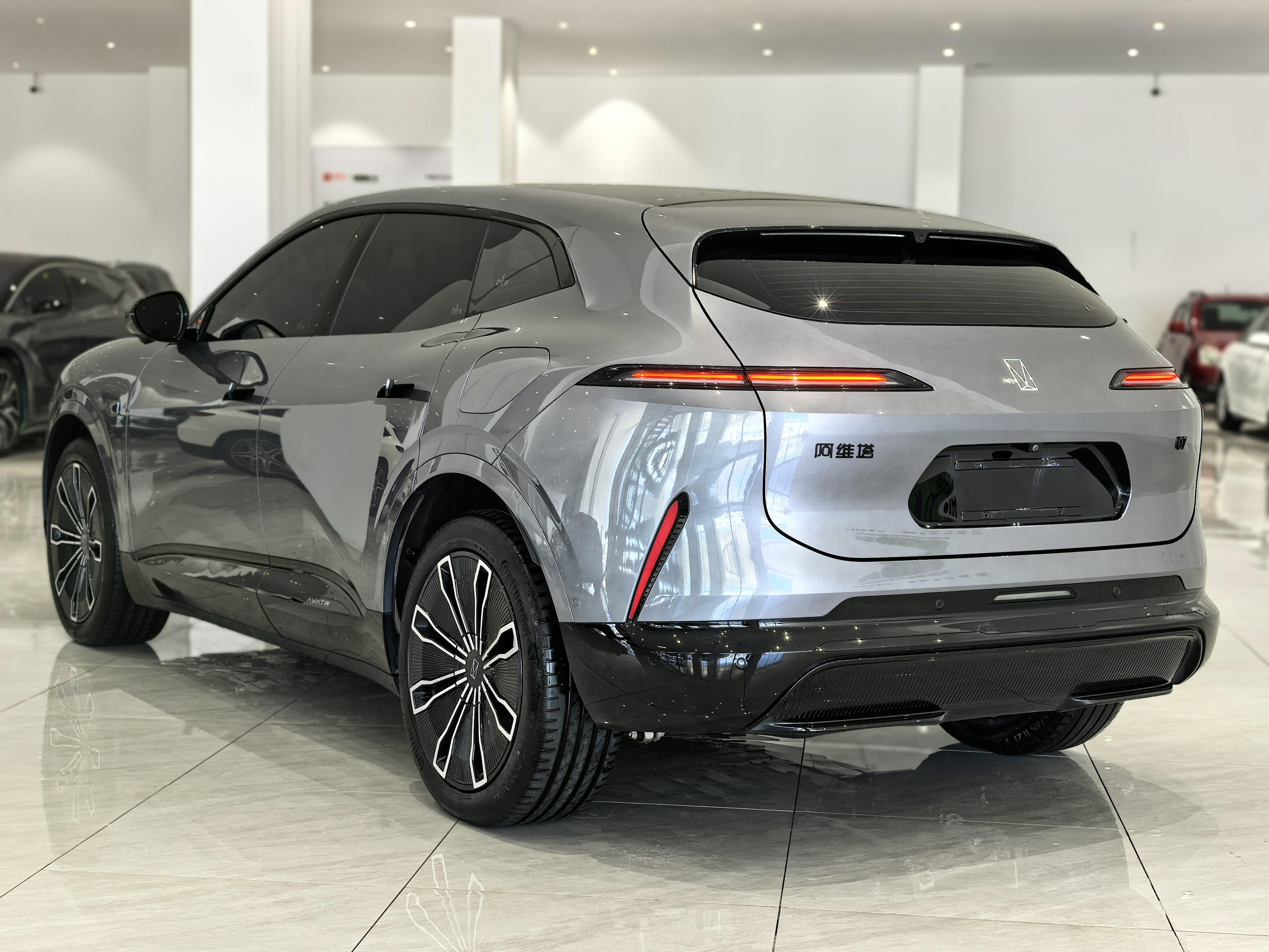 Avatr 07 2024 car image #6