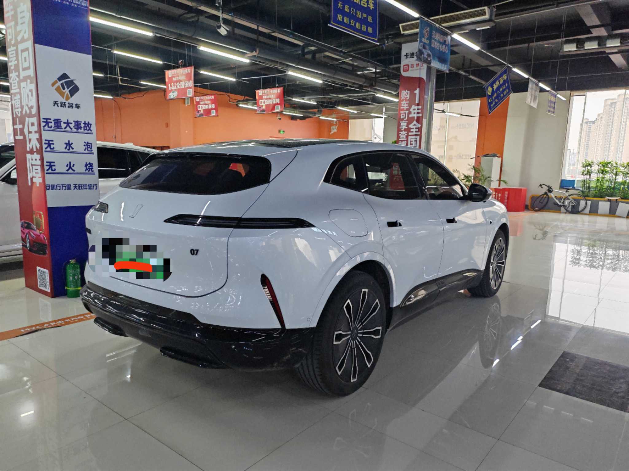 Avatr 07 2025 car image #6