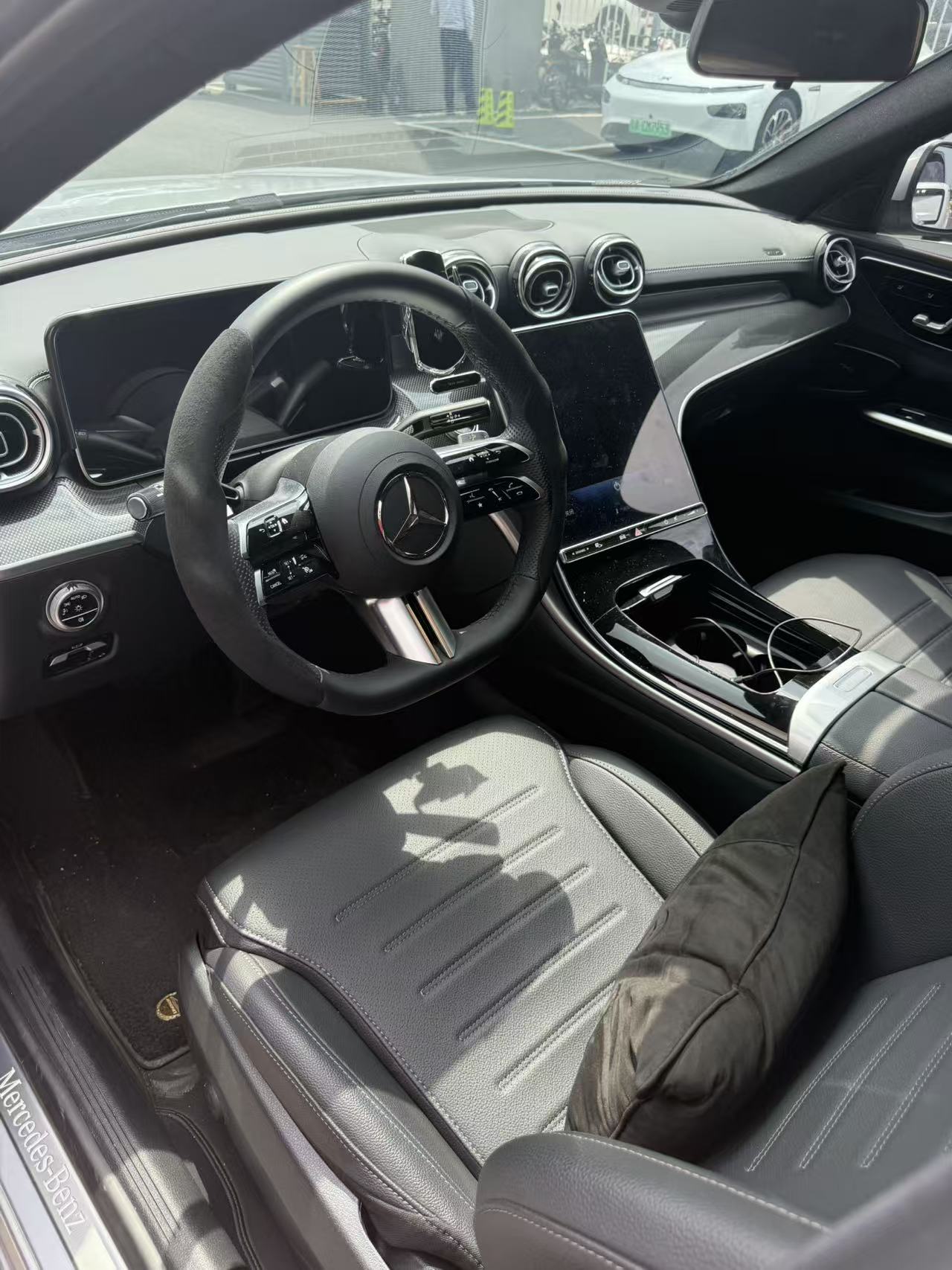 Mercedes-Benz C Class 2025 car image #6