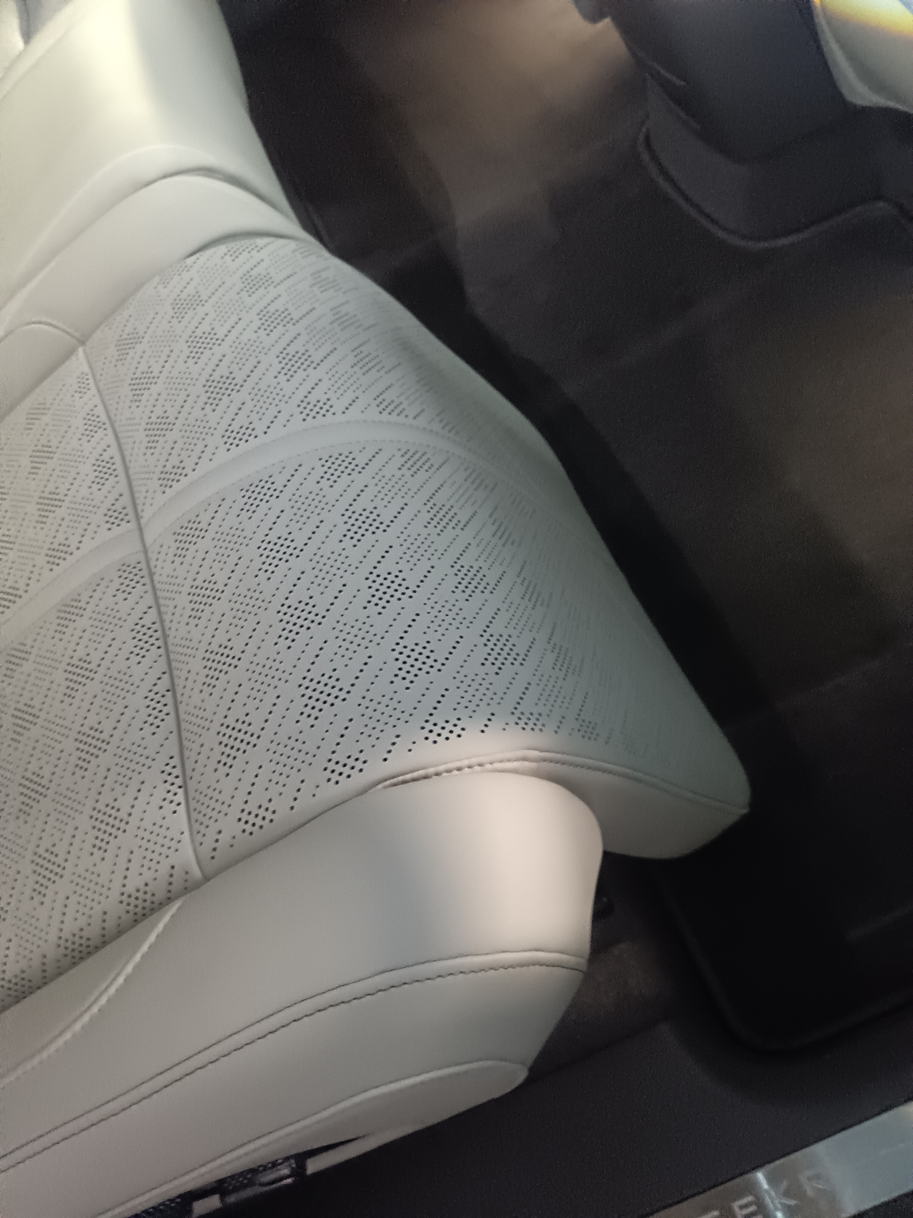 Zeekr 7X 2025 car image #6