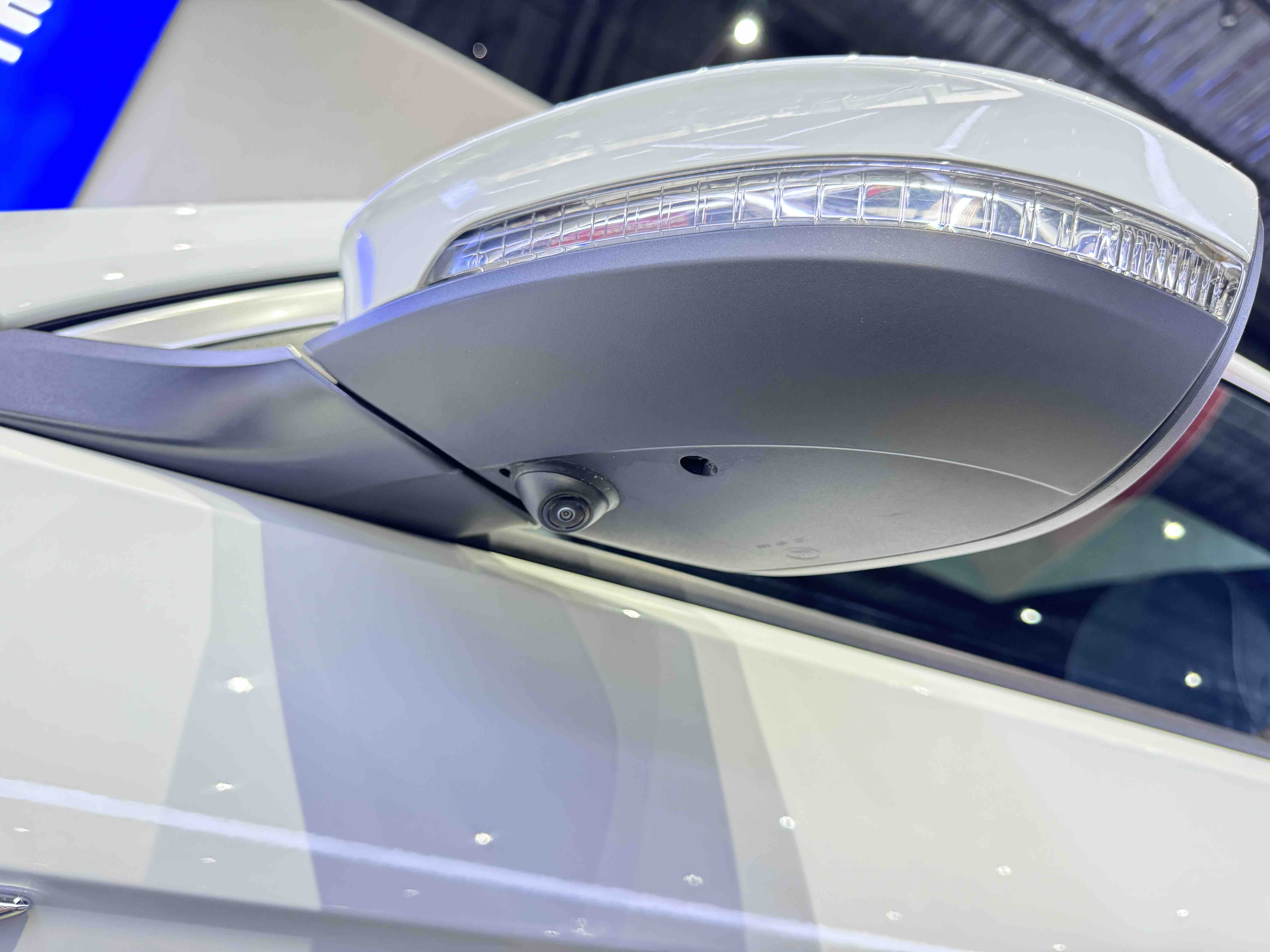 T-Roc 2025 car image #6