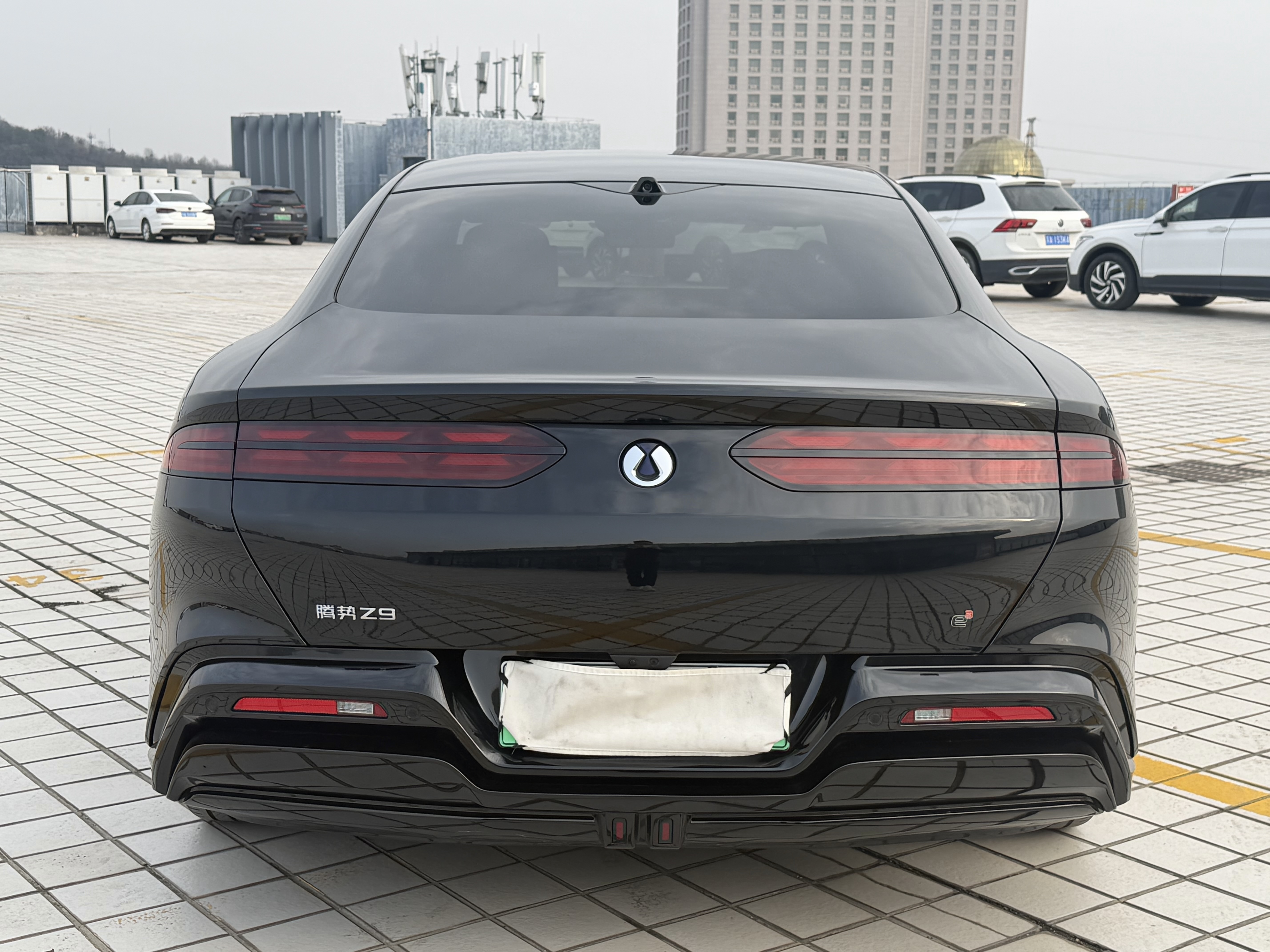 Denza Z9 2024 car image #6