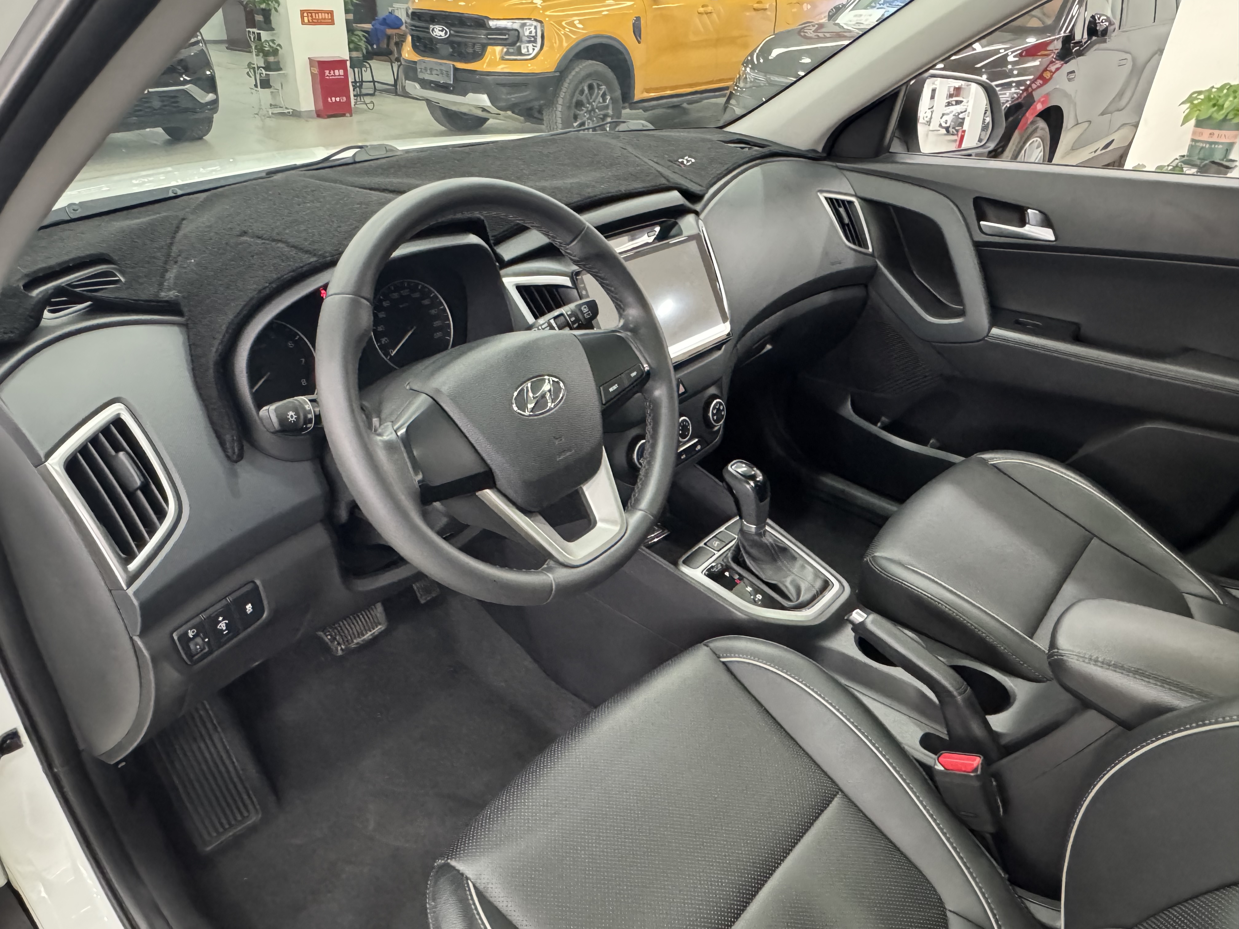 Hyundai ix25 2017 car image #6