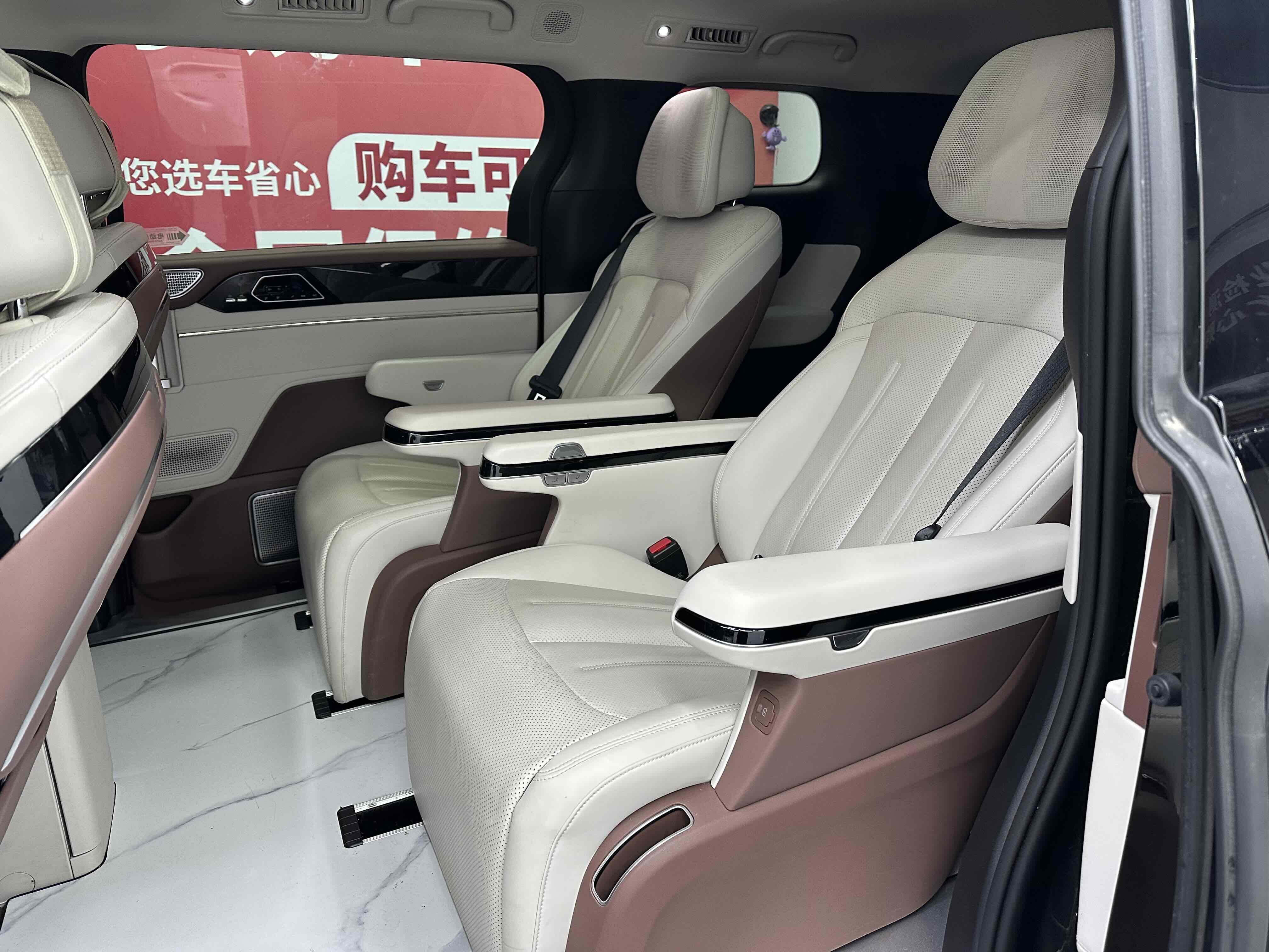 BYD Xia 2025 car image #6