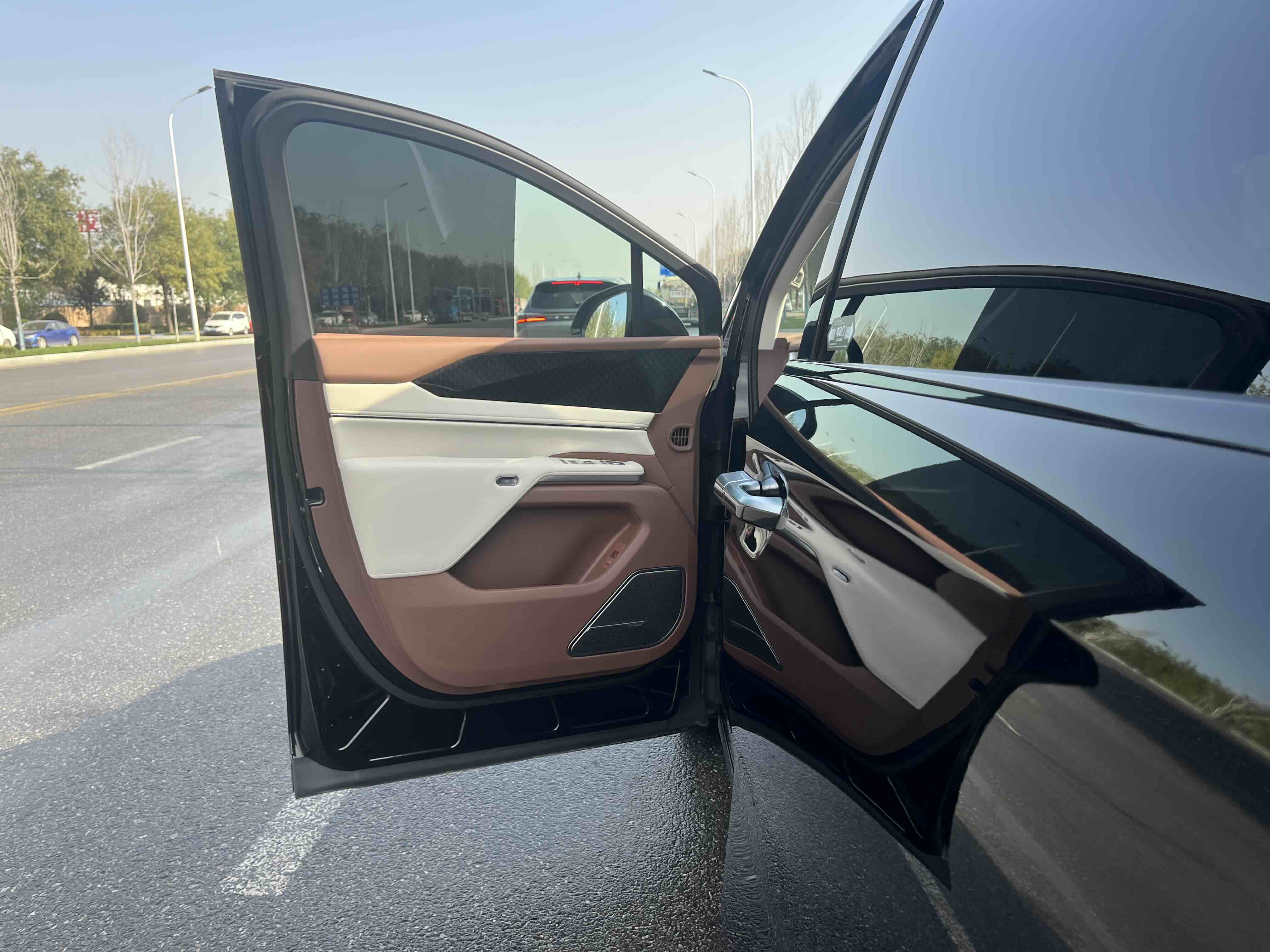 BYD Xia 2025 car image #6