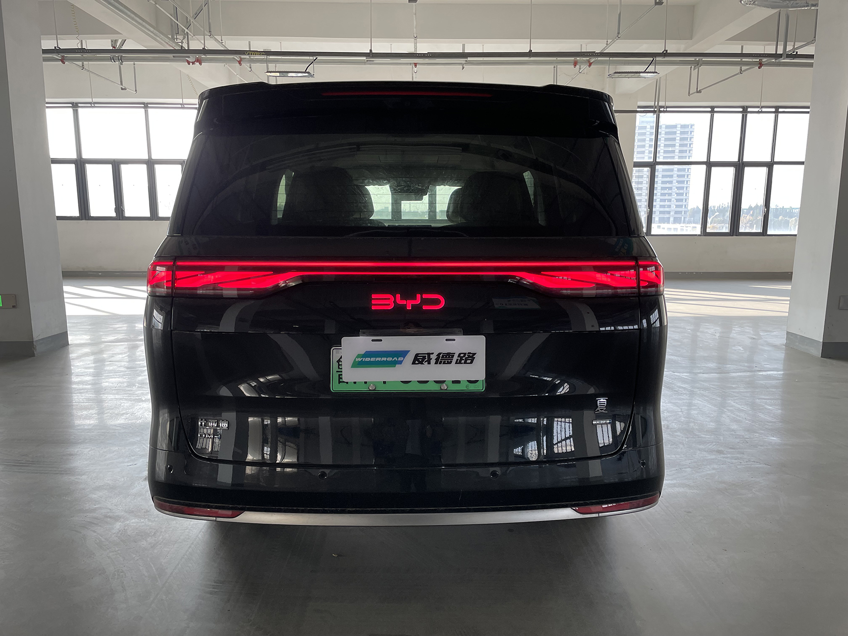 BYD Xia 2025 immagine di auto #6
