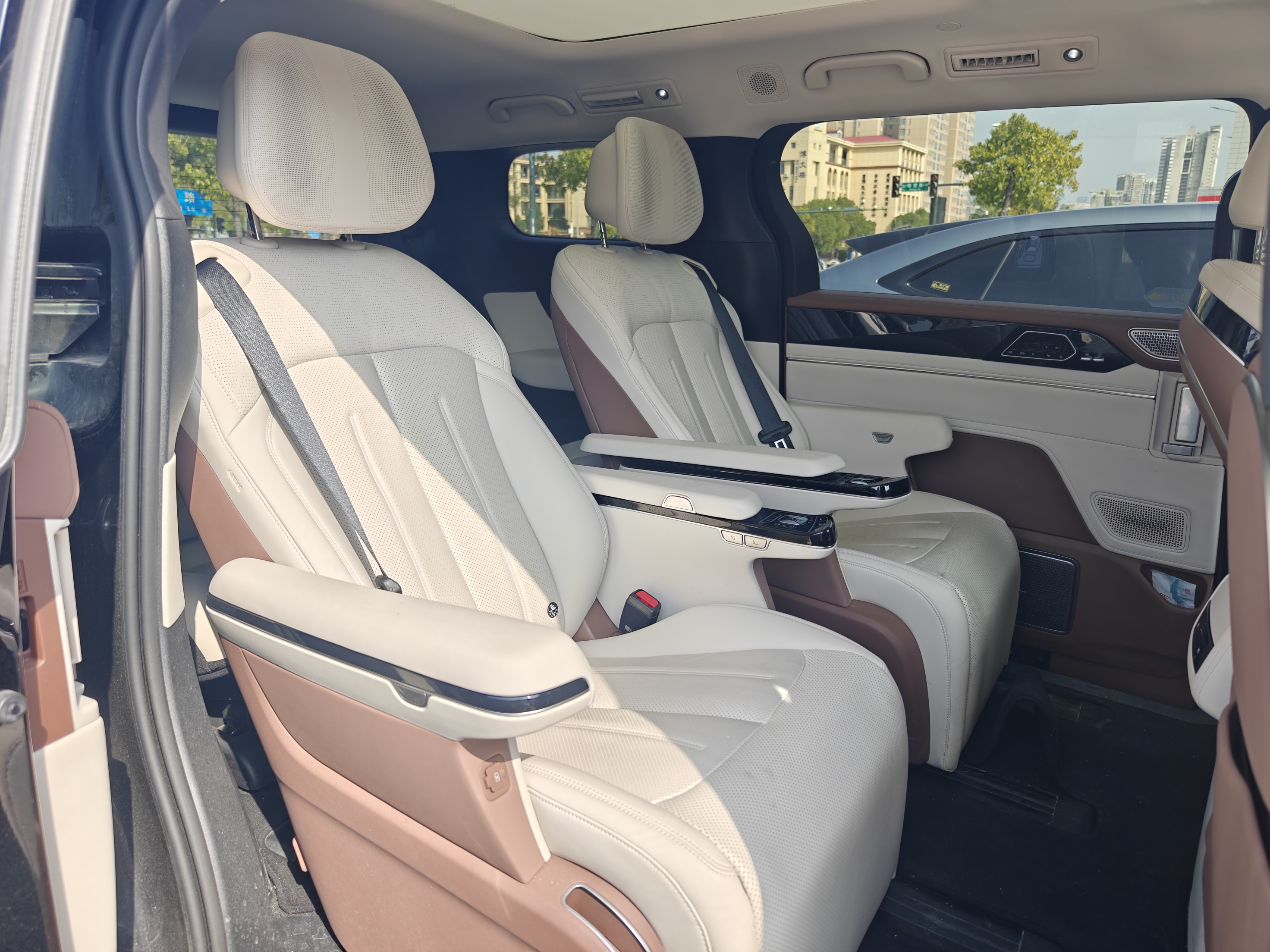 BYD Xia 2025 imagen de coche #6