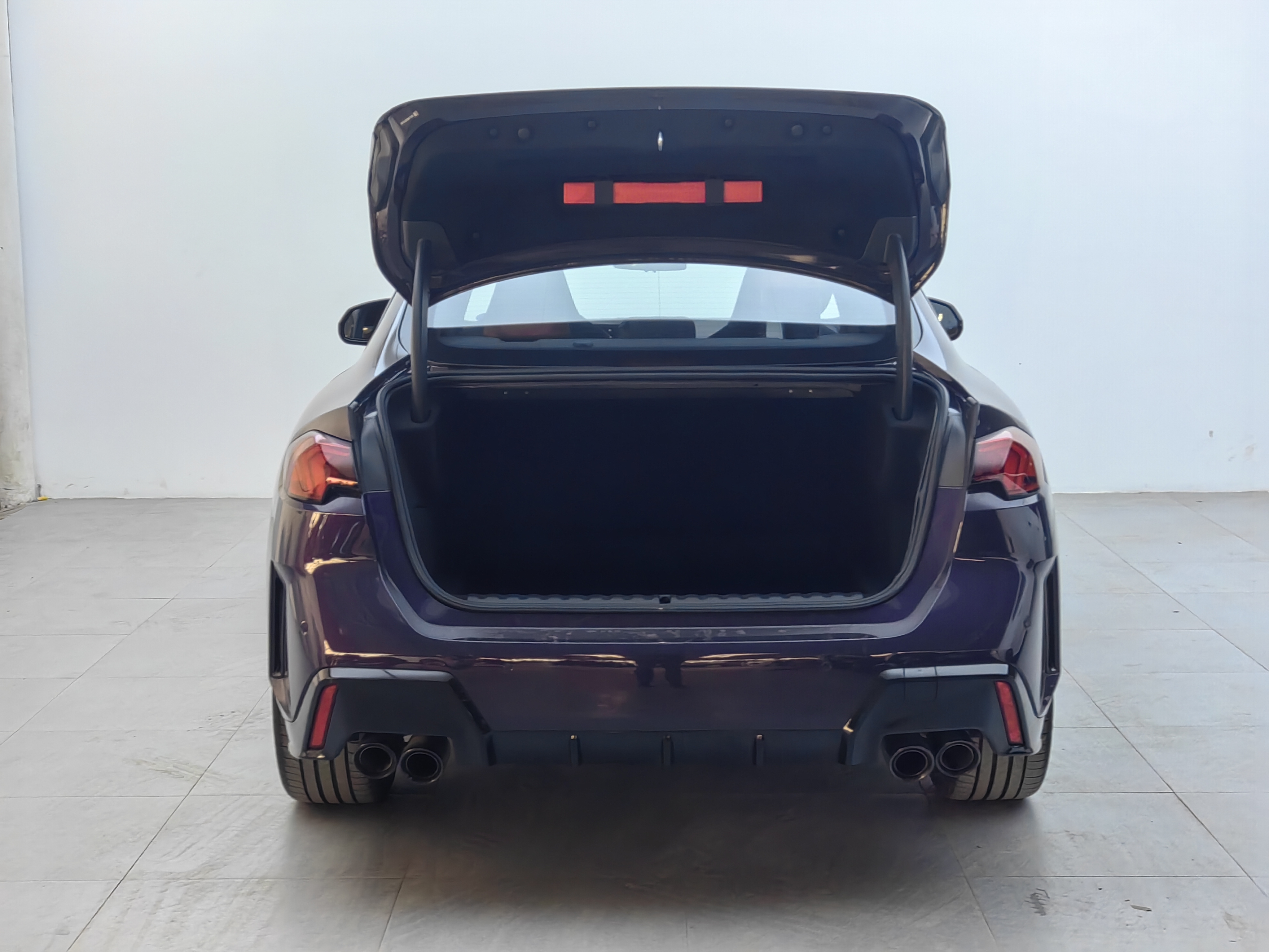 BMW M235L 2025 car image #6