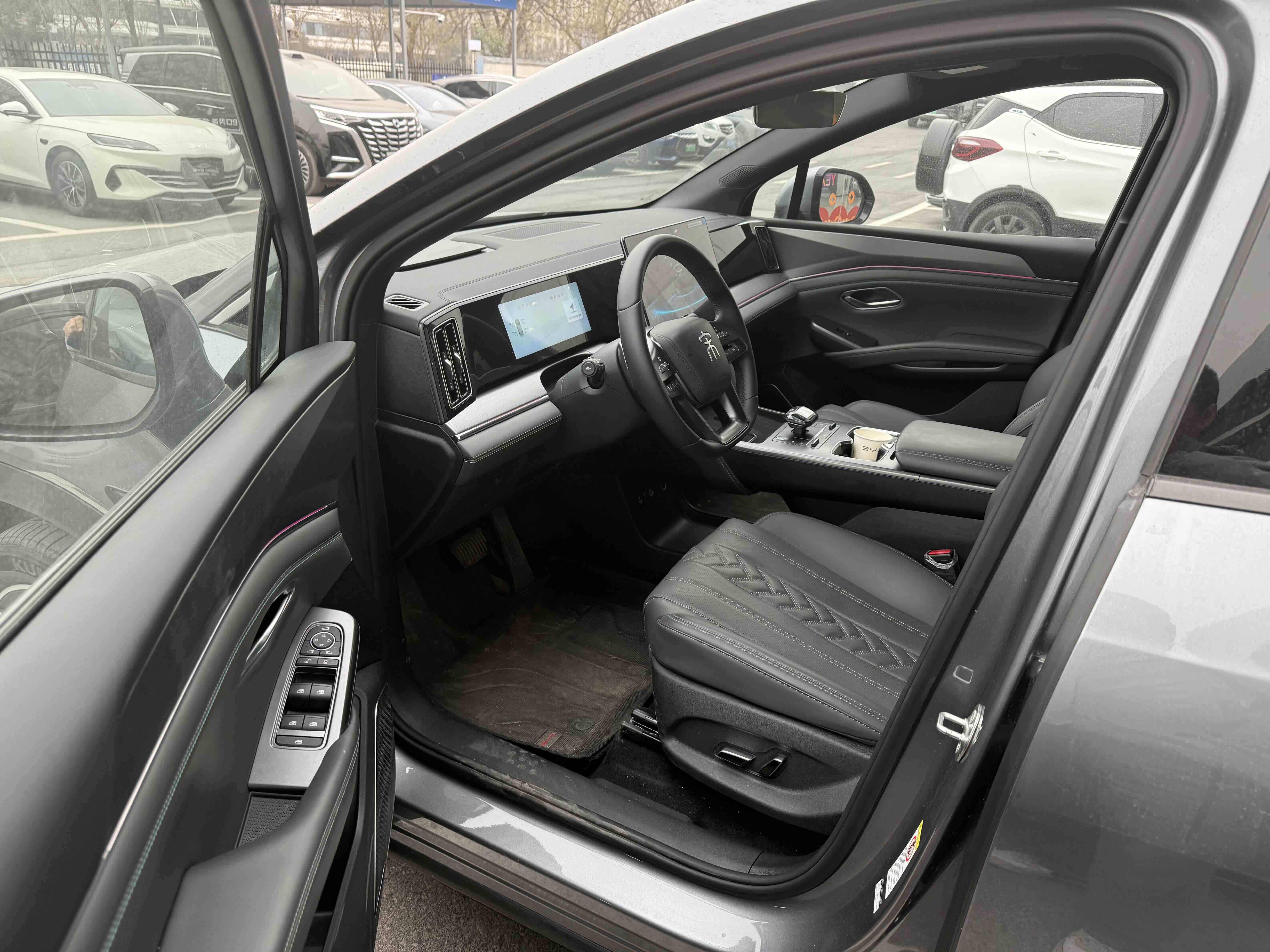 BYD SongL DM-i 2025 car image #6