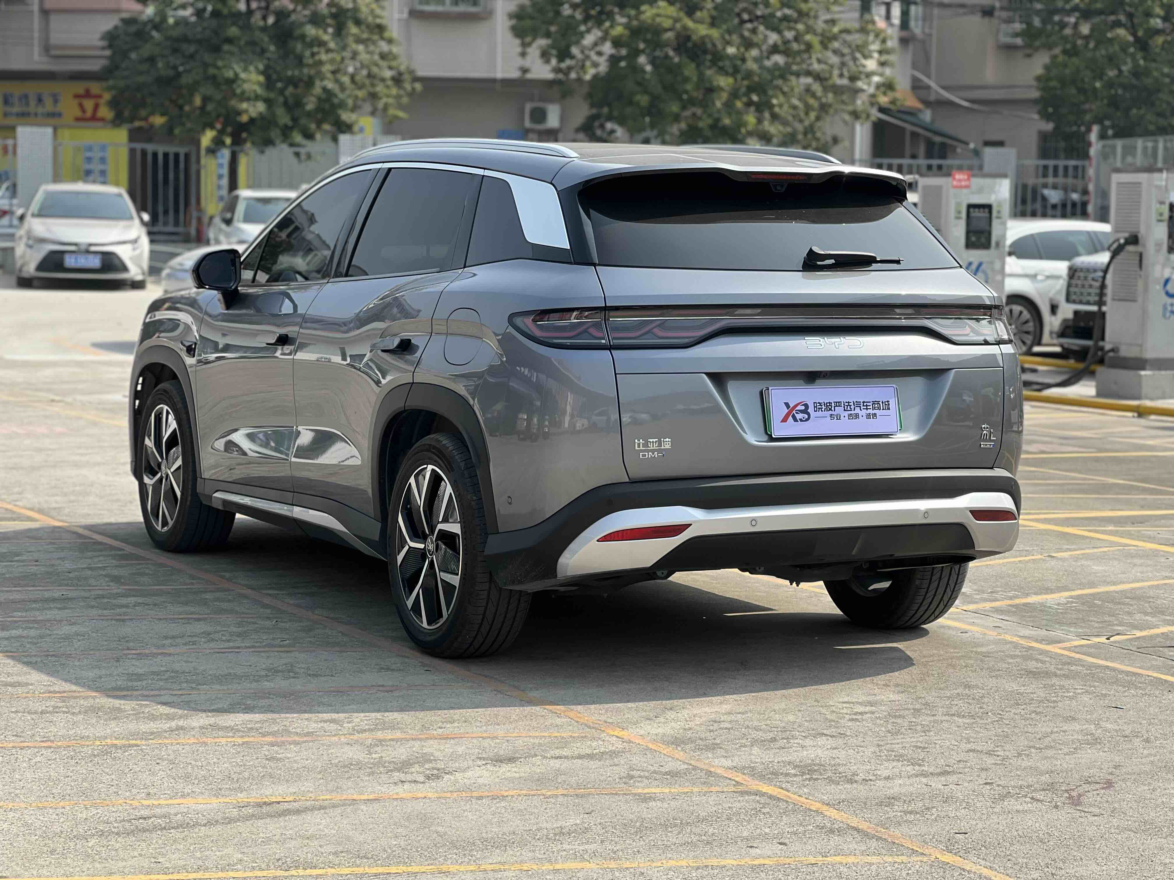 BYD SongL DM-i 2025 car image #6