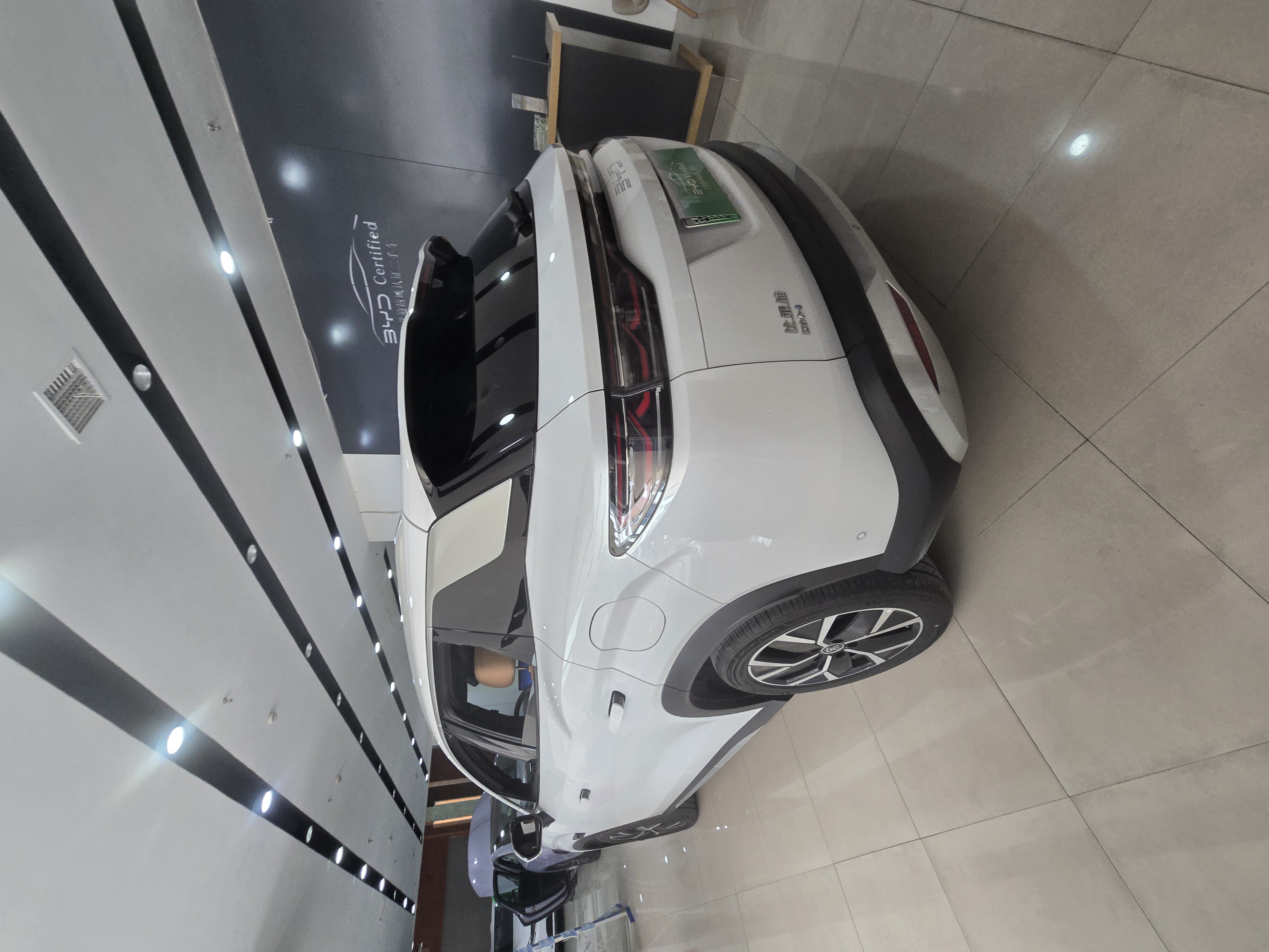 BYD SongL DM-i 2025 car image #6