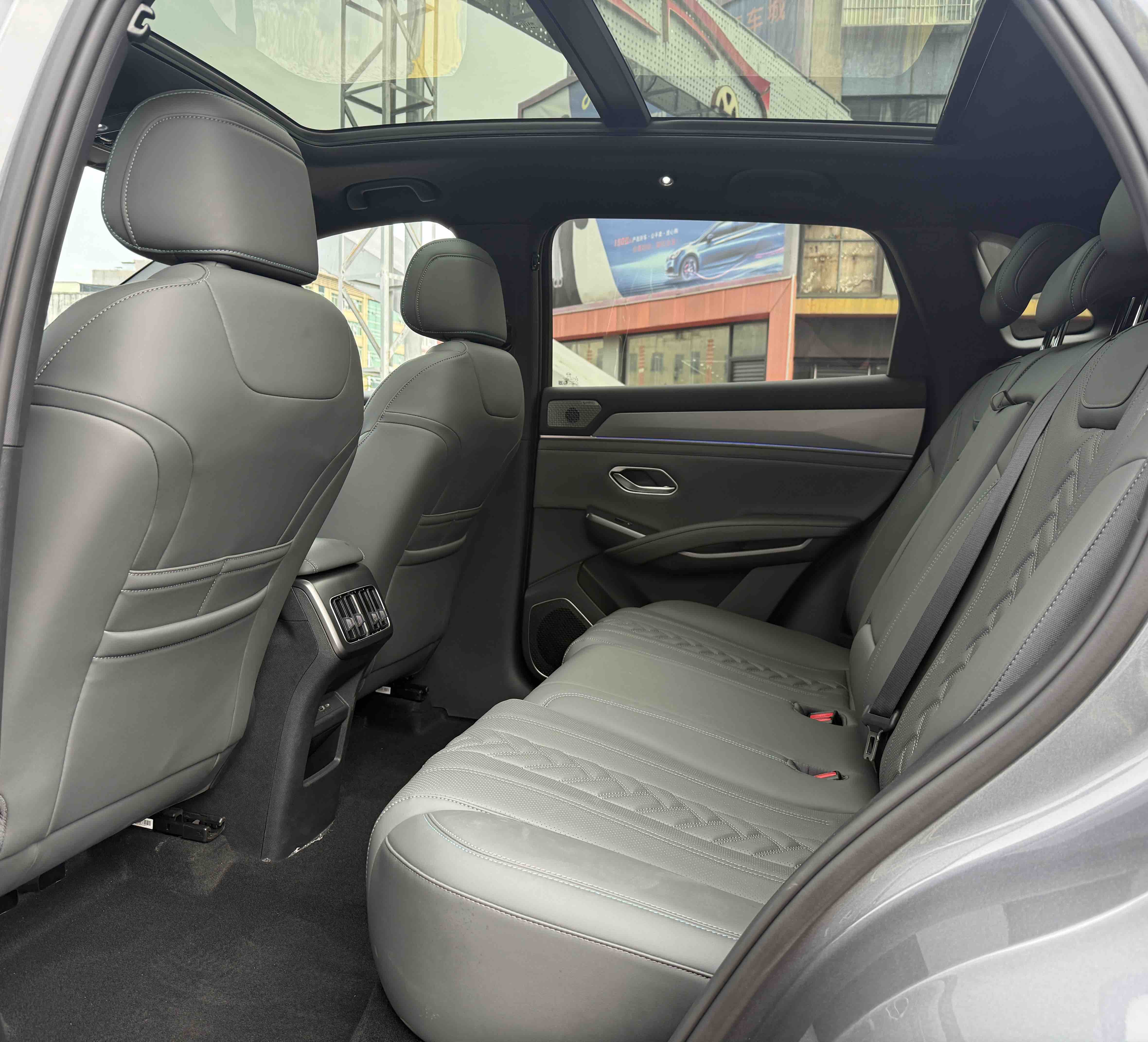 BYD Song 2025 #6 BYD Song 2025 car image #6