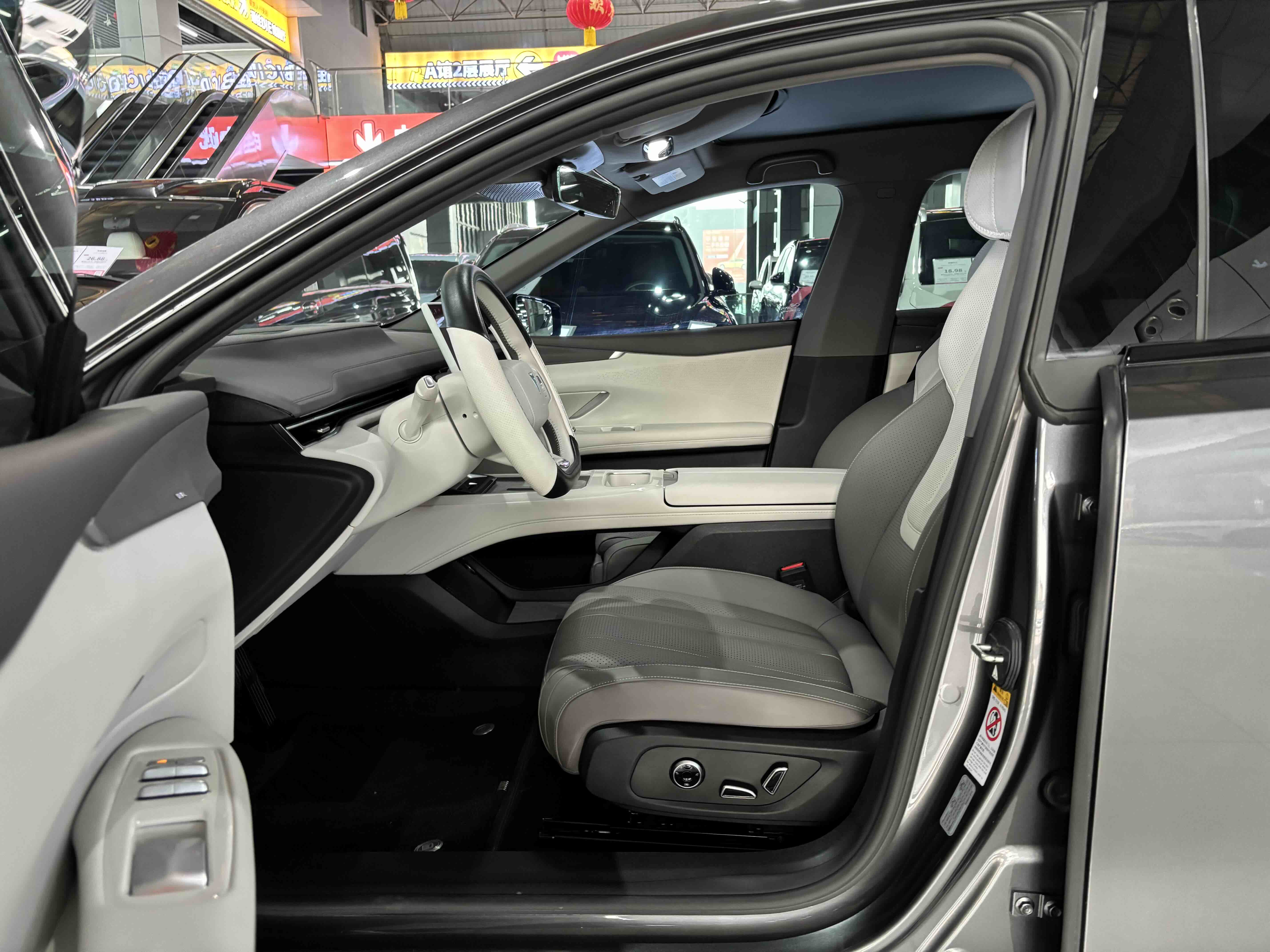 Deepal L07 2025 imagem de carro #6