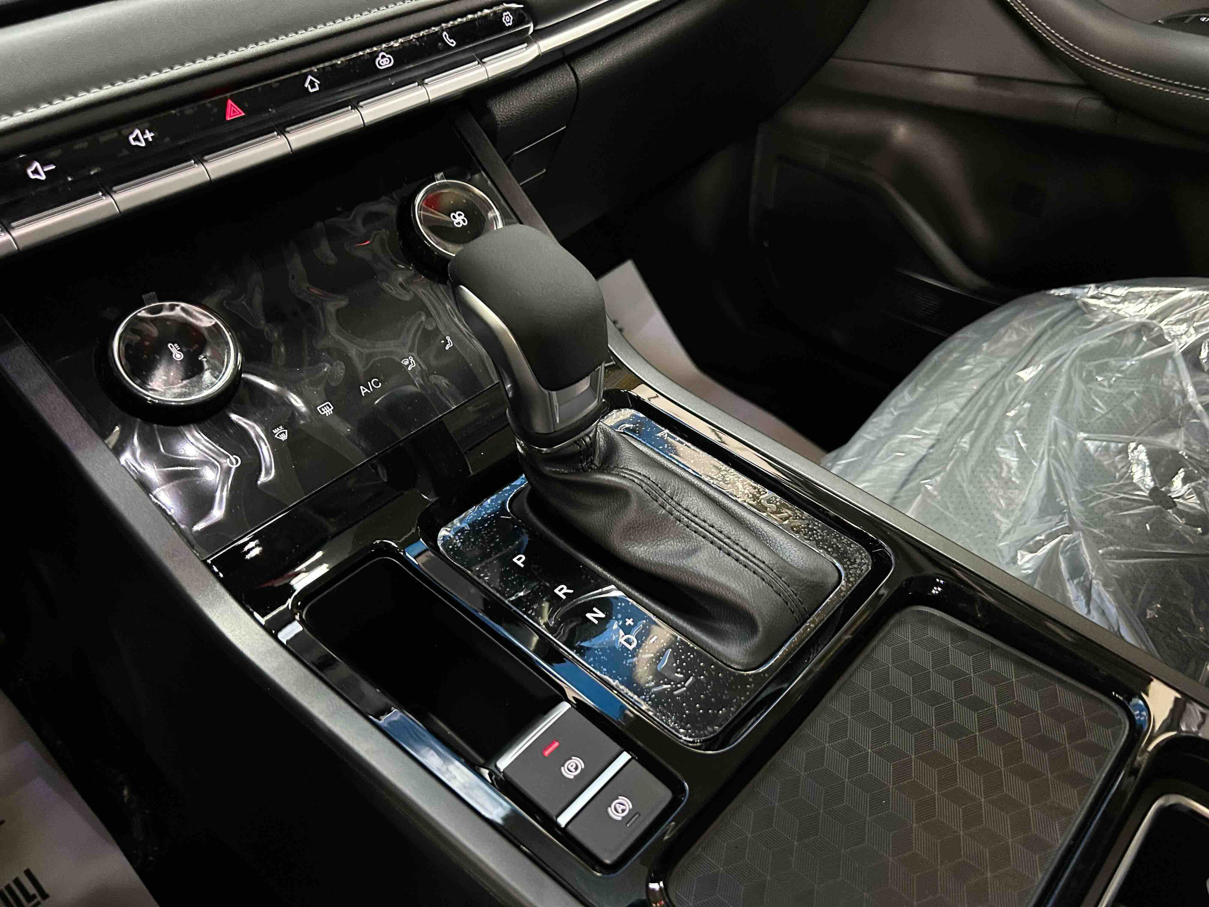 Chery Tiggo 5x 2026 car image #6