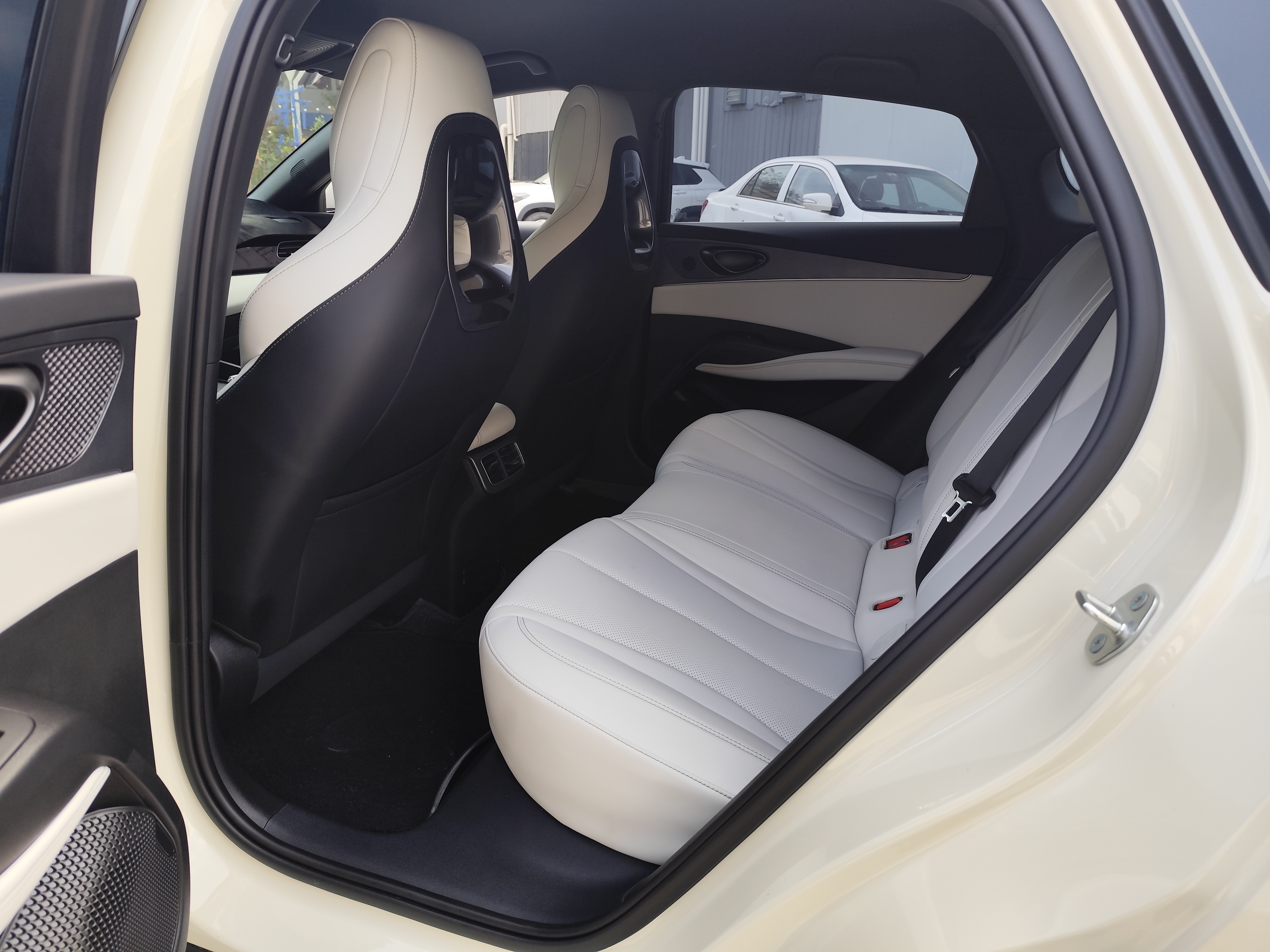 BYD Seal 06 New Energy 2025 car image #6