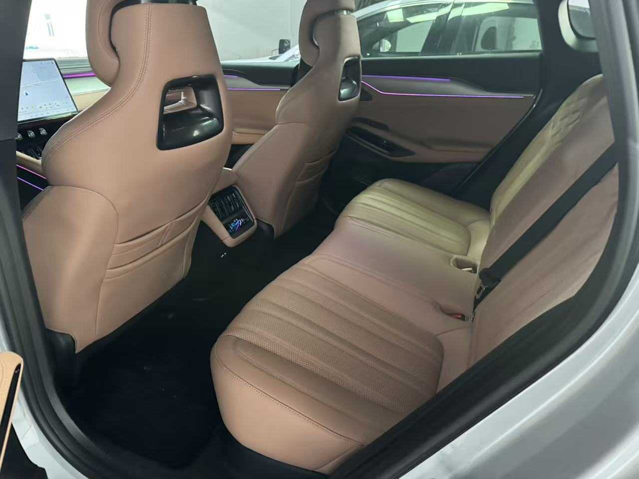 BYD SongL EV 2025 #6 BYD SongL EV 2025 car image #6