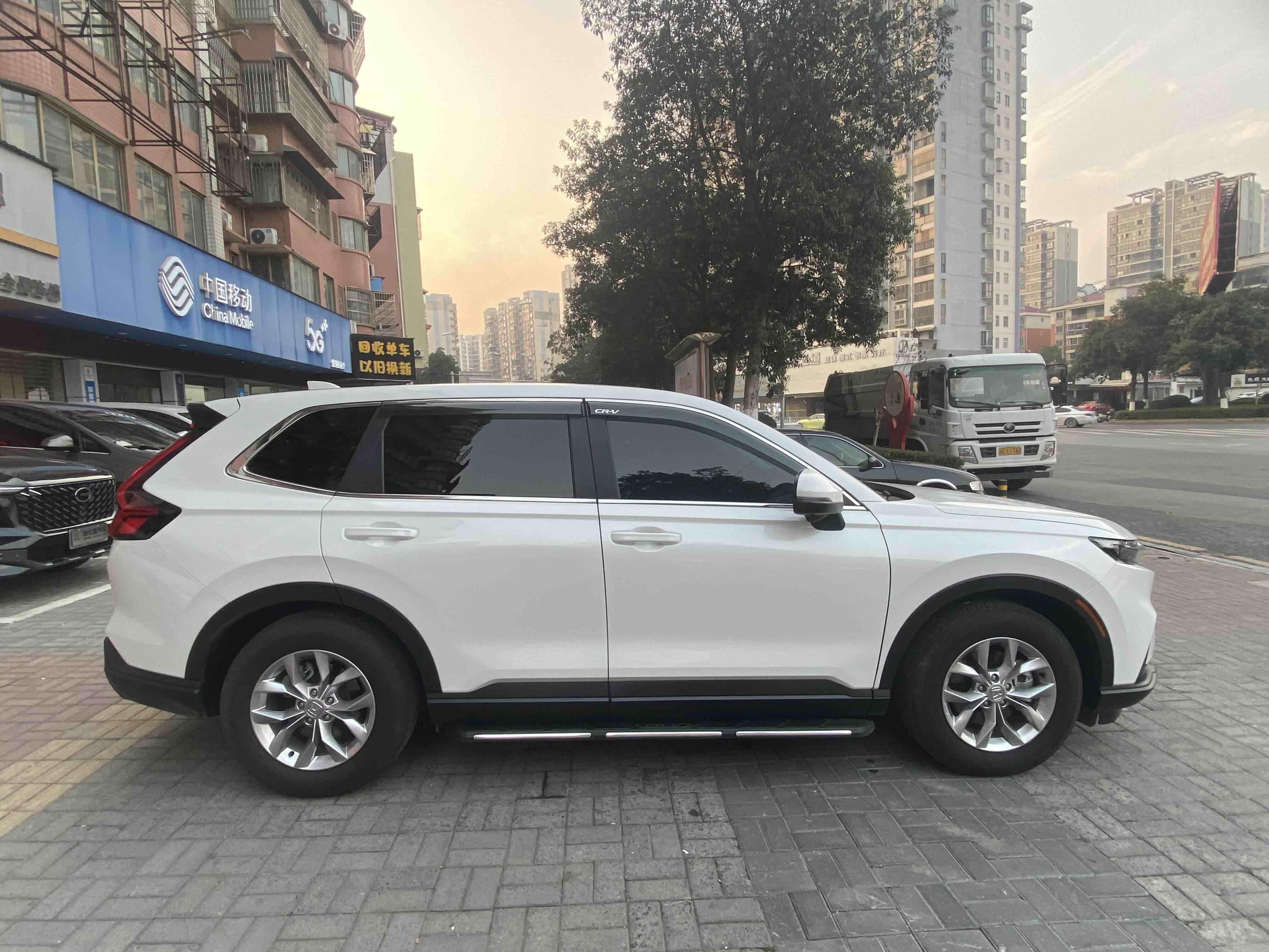 Honda CR-V 2025 изображение автомобиля #6