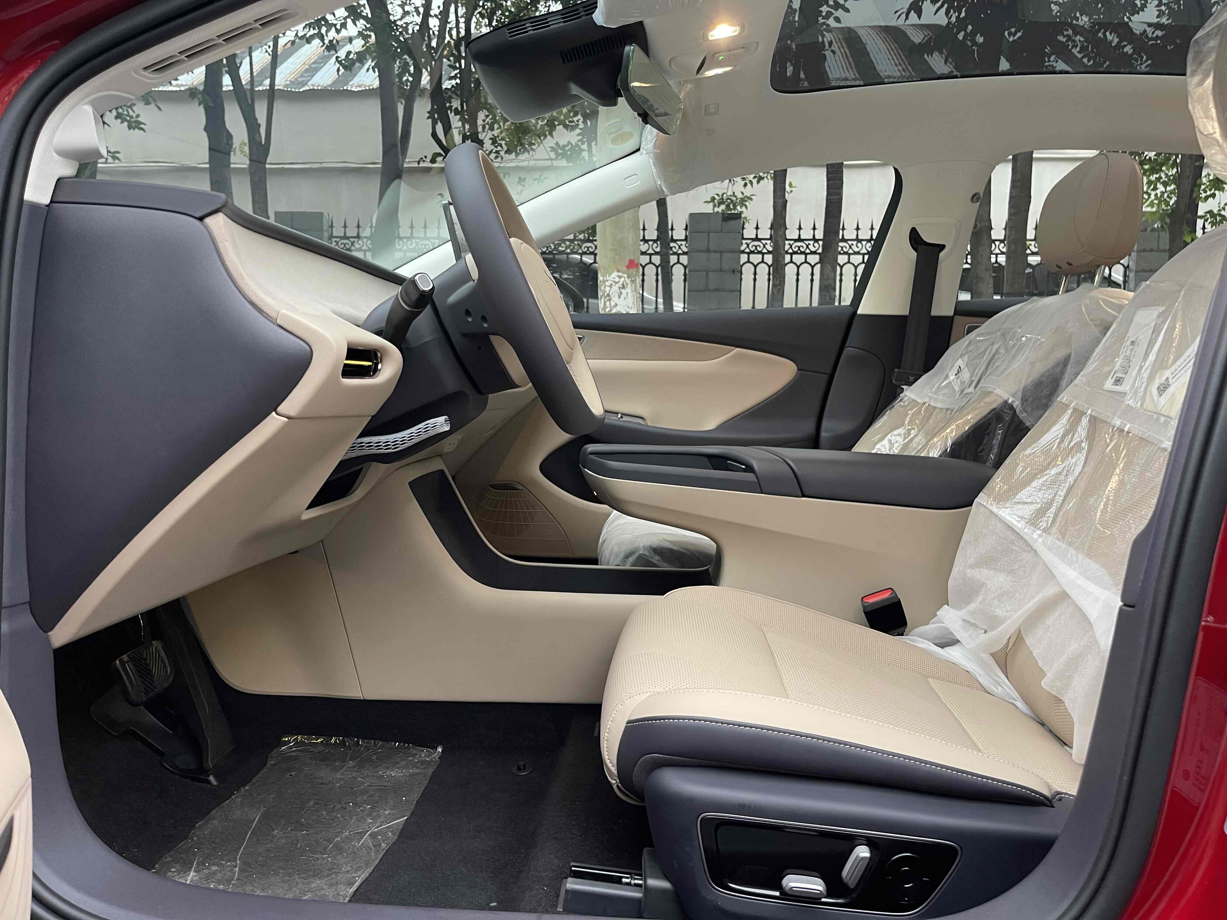 HongQi TianGong 05 2025 car image #6