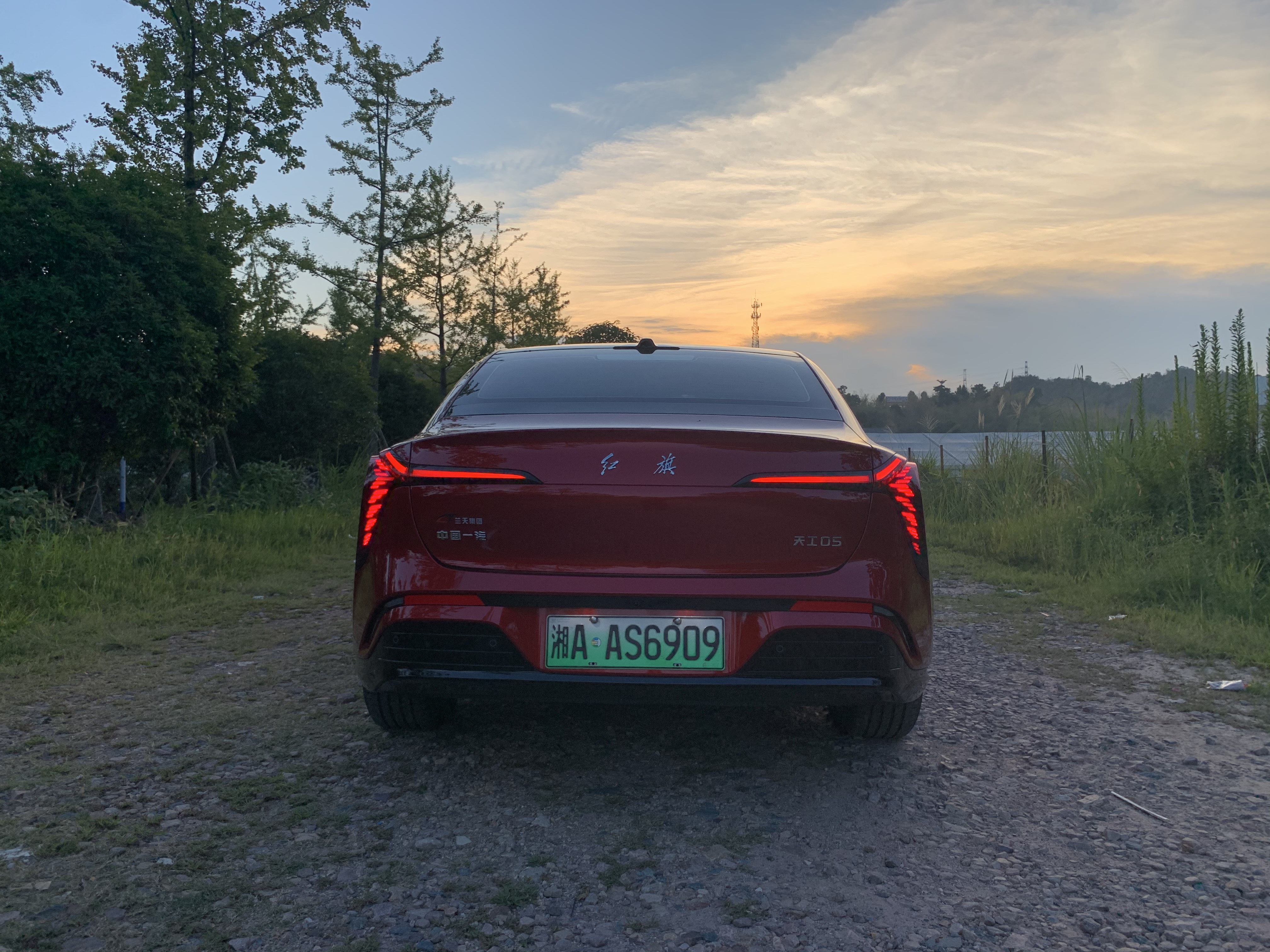 HongQi TianGong 05 2025 #6 HongQi TianGong 05 2025 car image #6