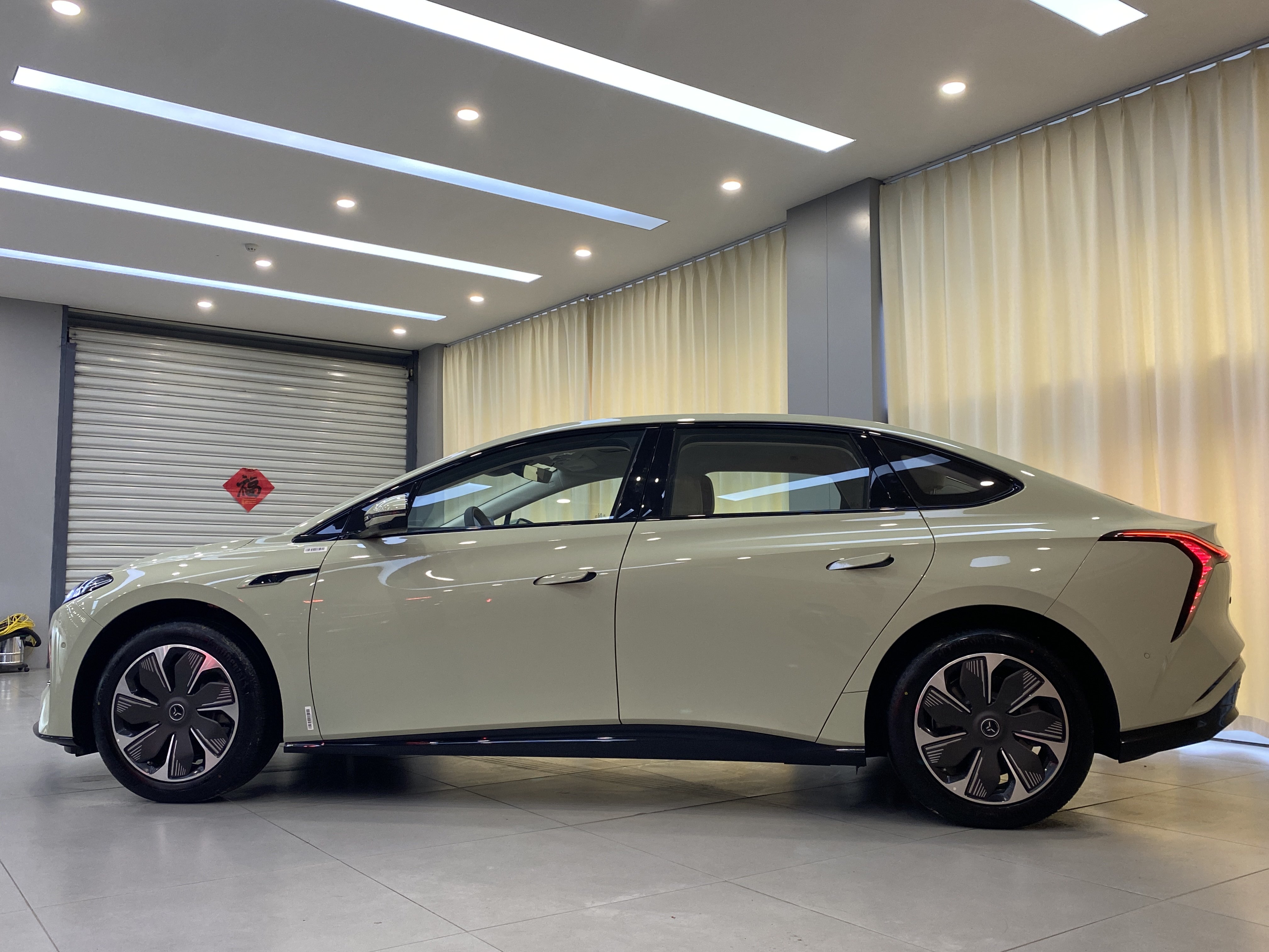 HongQi TianGong 05 2025 #6 HongQi TianGong 05 2025 car image #6