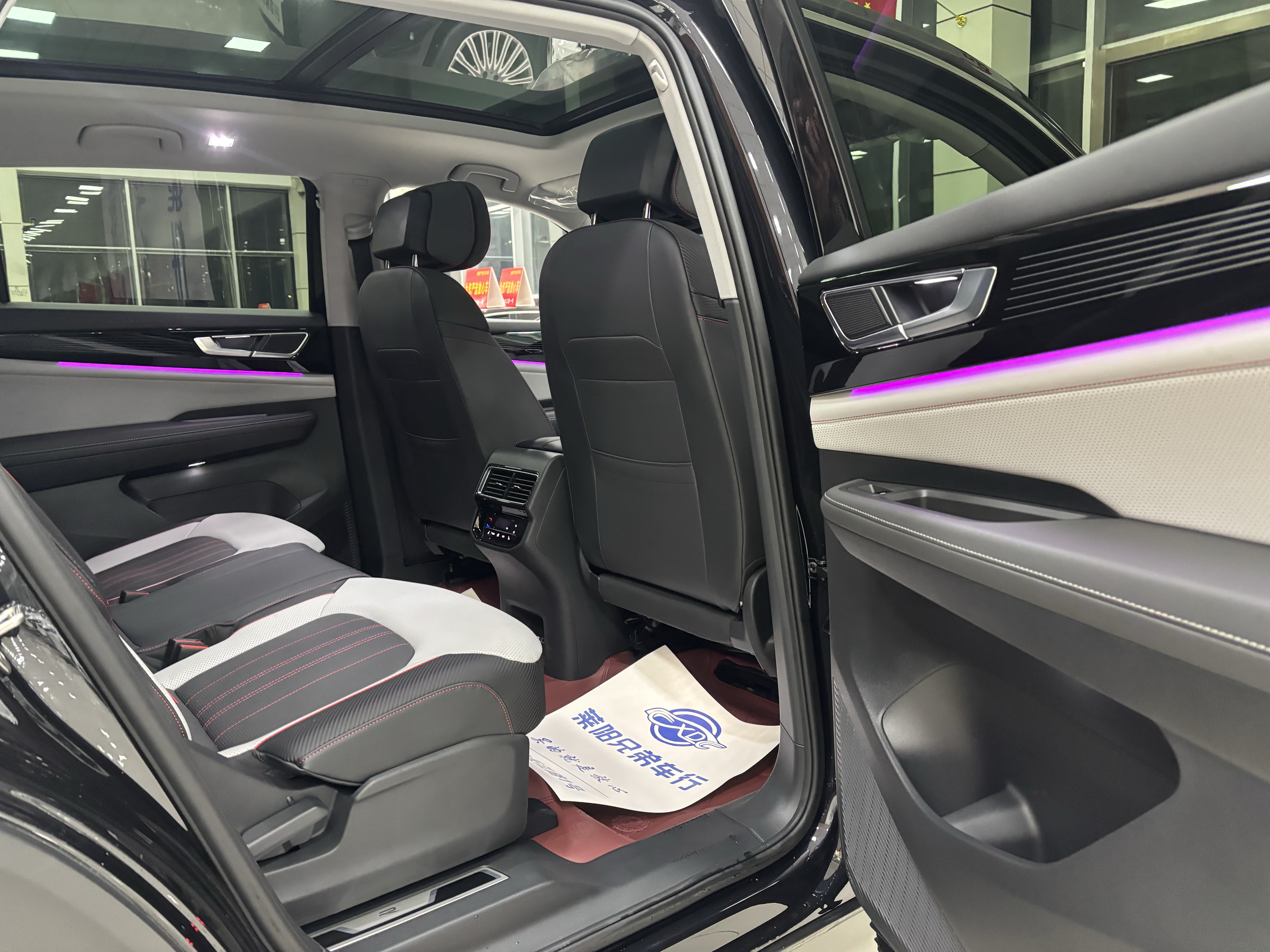 Volkswagen Teramont 2025 car image #6