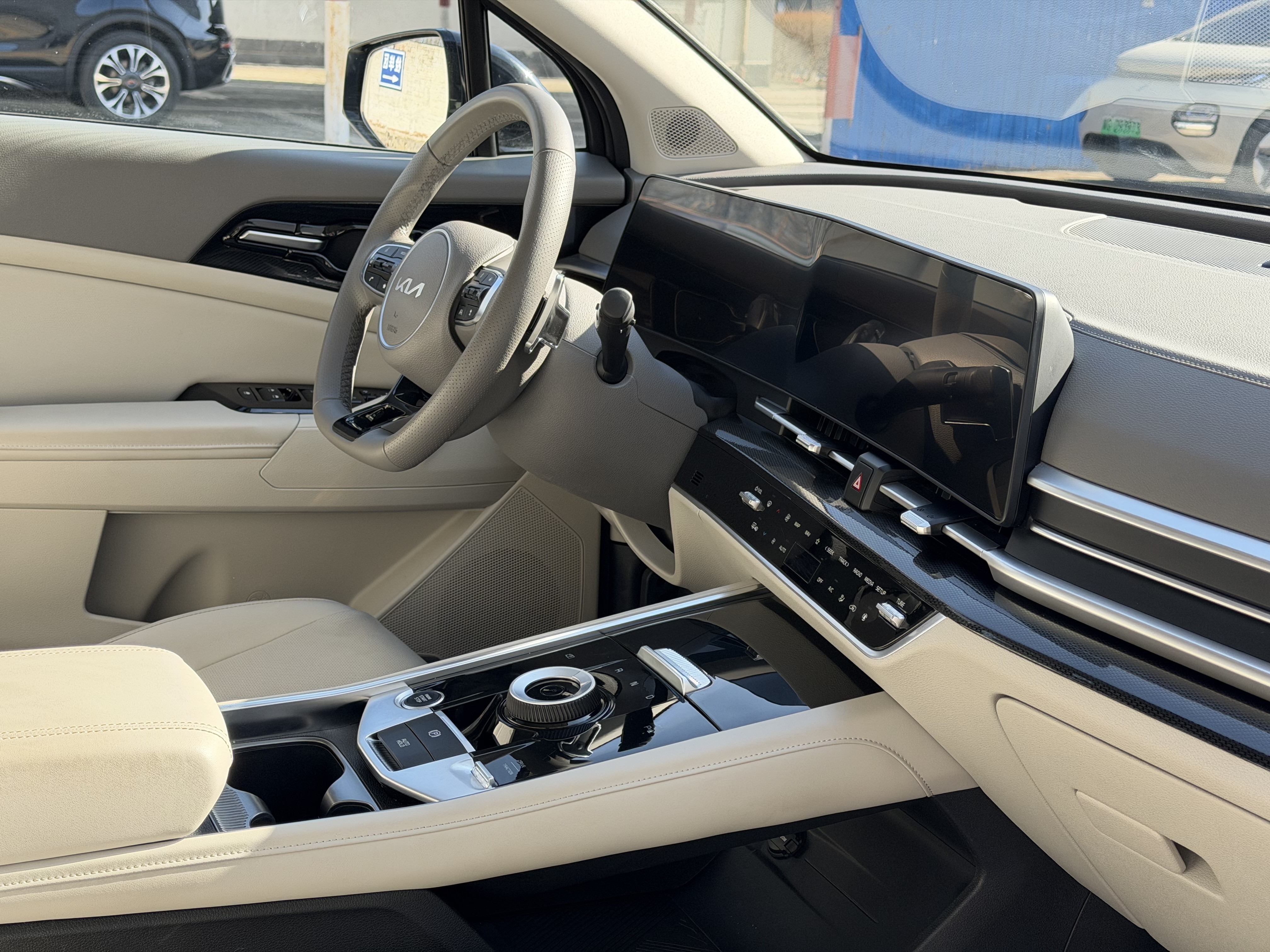 起亚 狮铂拓界 2025 汽车图片 #6