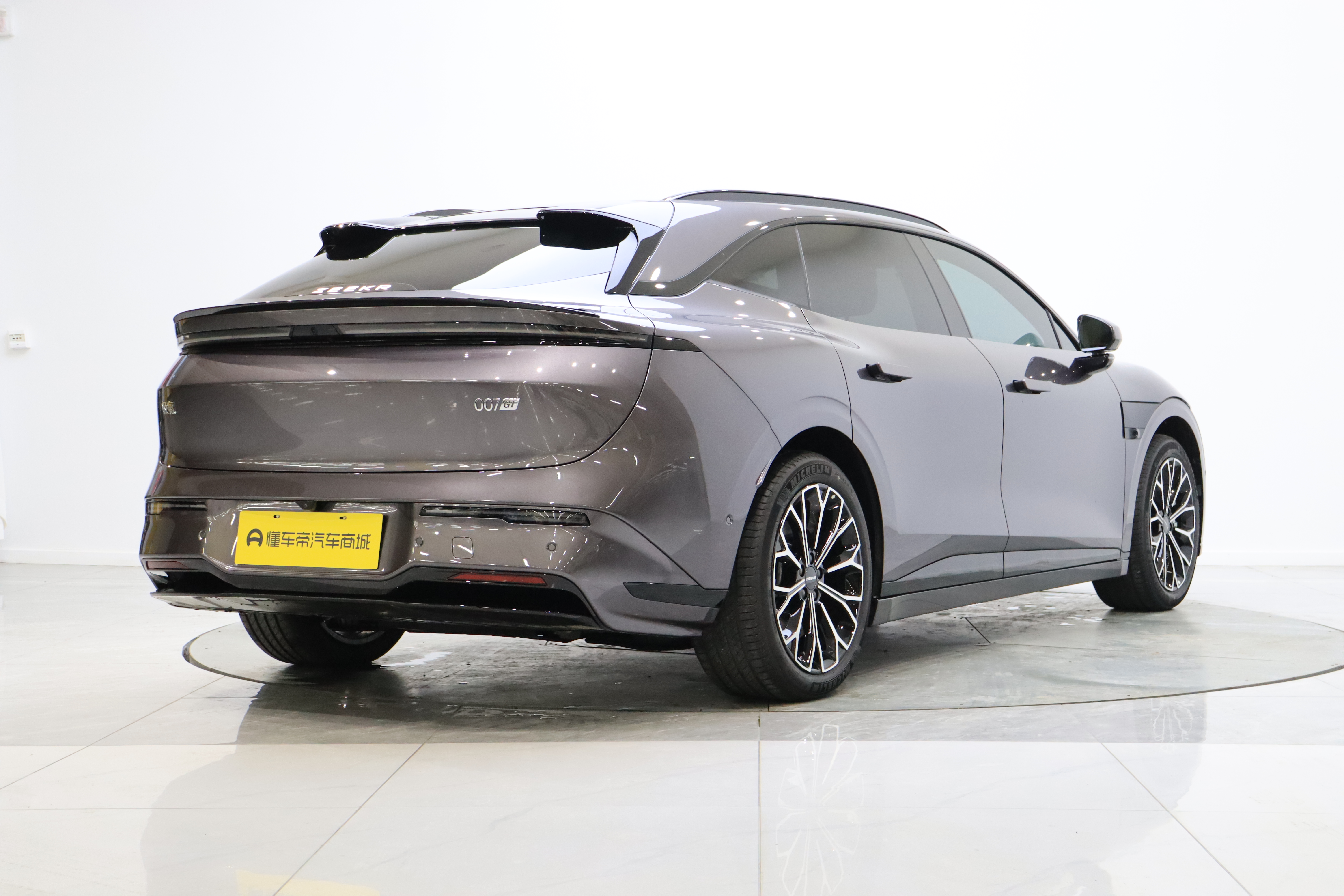 极氪 极氪007GT 2026 汽车图片 #6