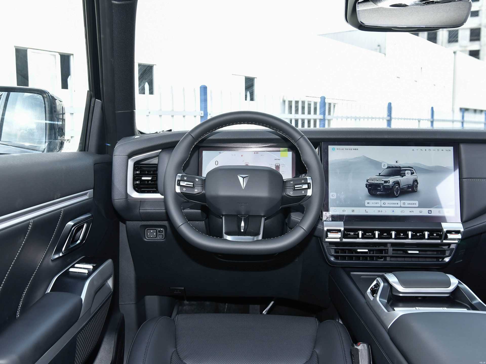 Deepal G318 2025 car image #6