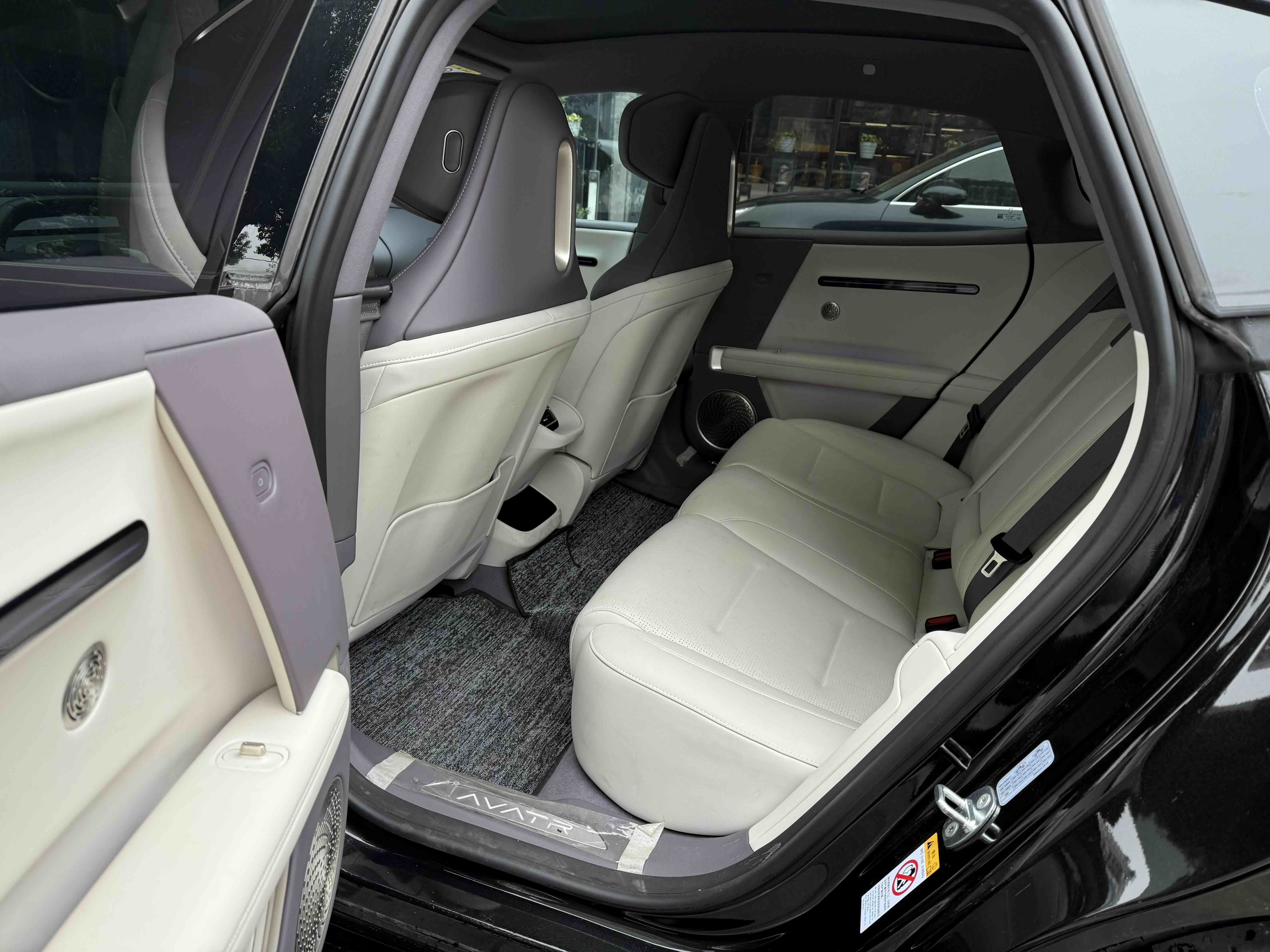 Avatr 06 2025 #6 Avatr 06 2025 immagine di auto #6