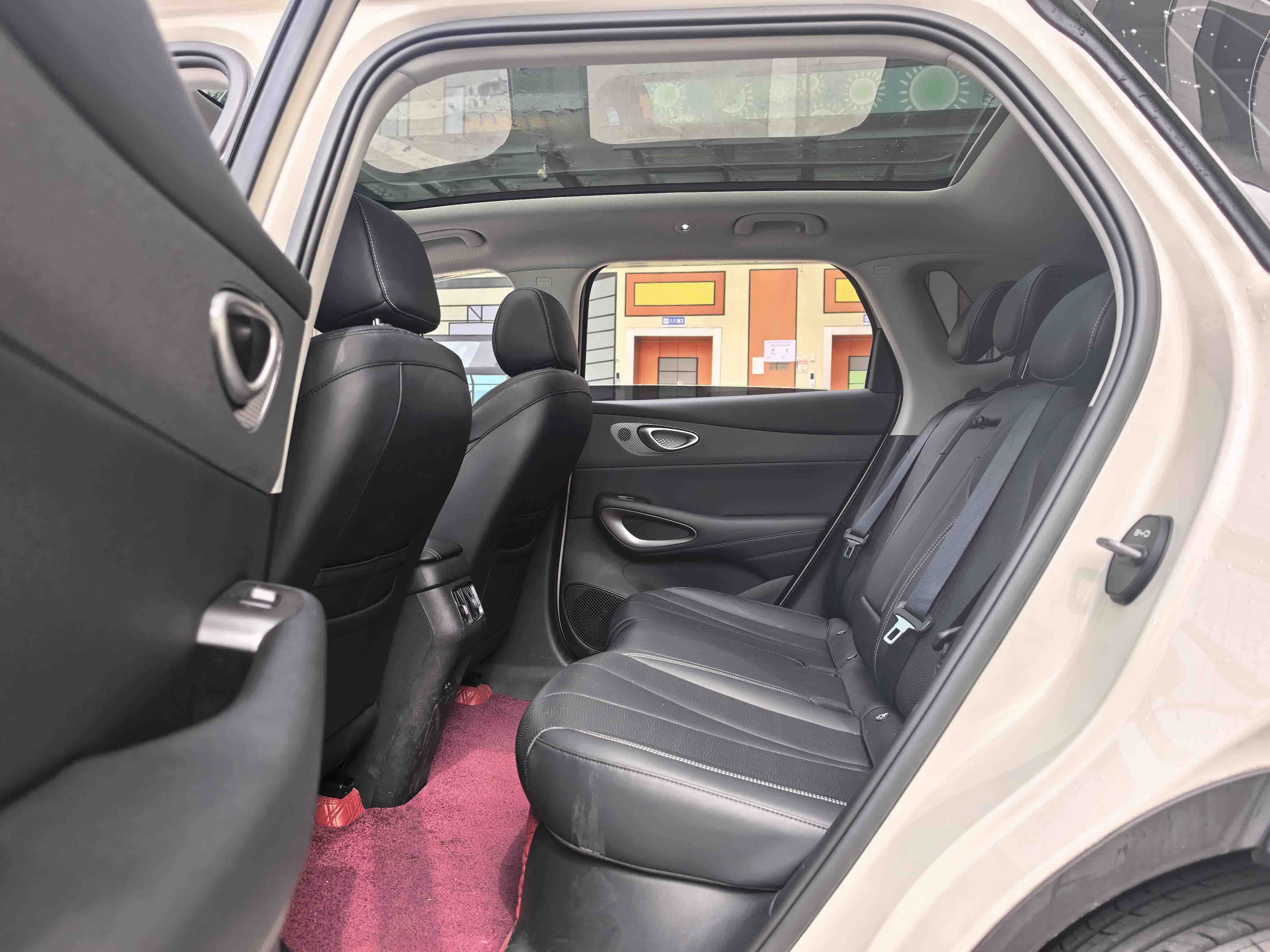 BYD Sea Lion 05 EV 2025 car image #6