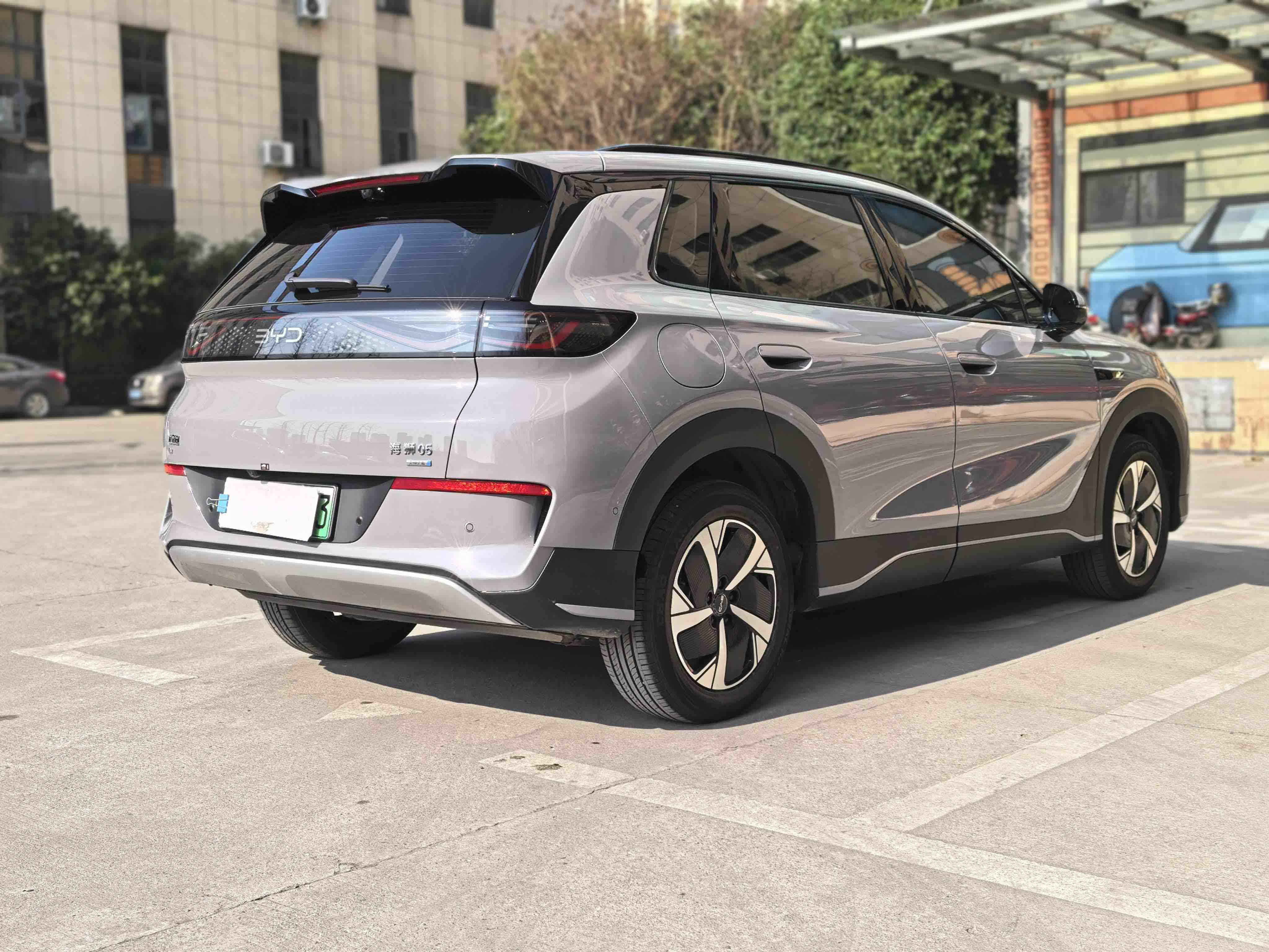 BYD Sea Lion 05 EV 2025 car image #6