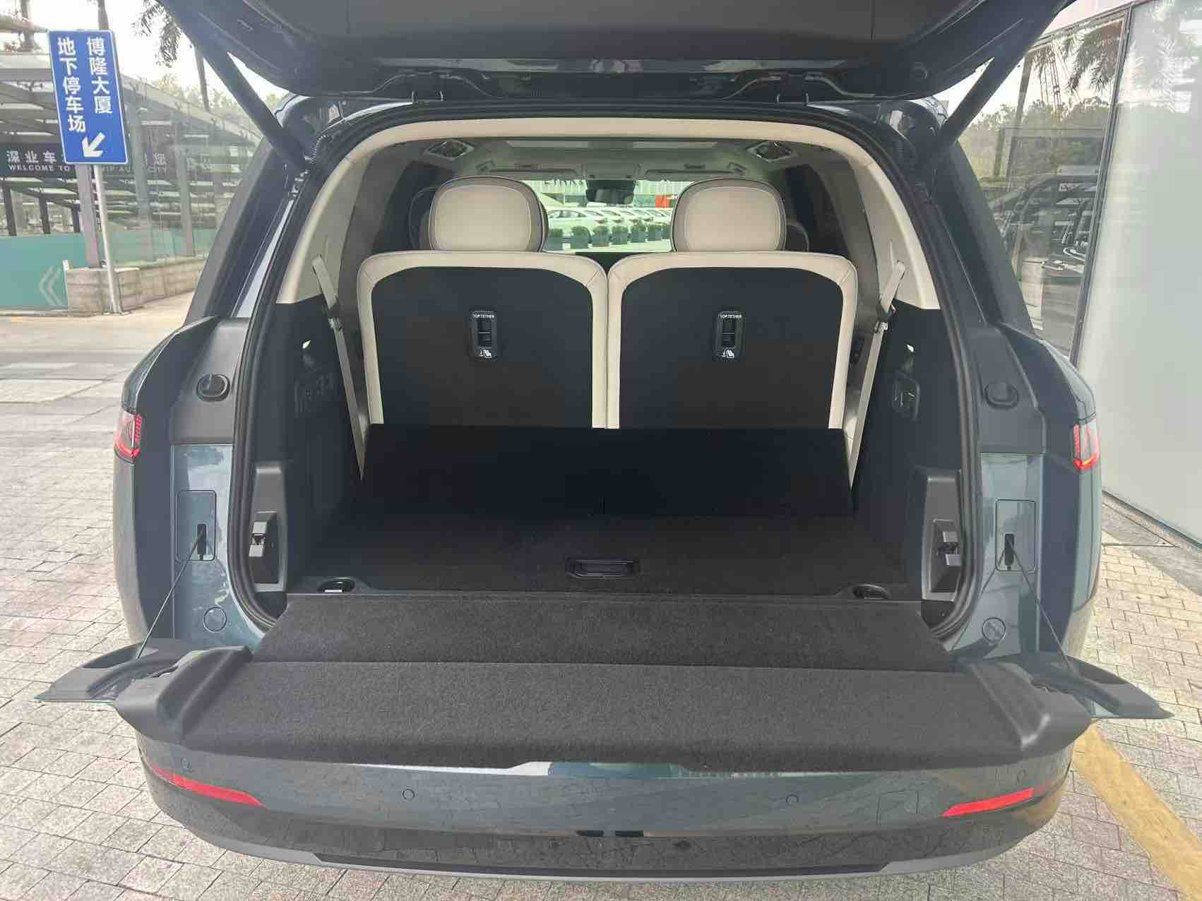 Lynk & Co 900 2025 #6 Lynk & Co 900 2025 car image #6
