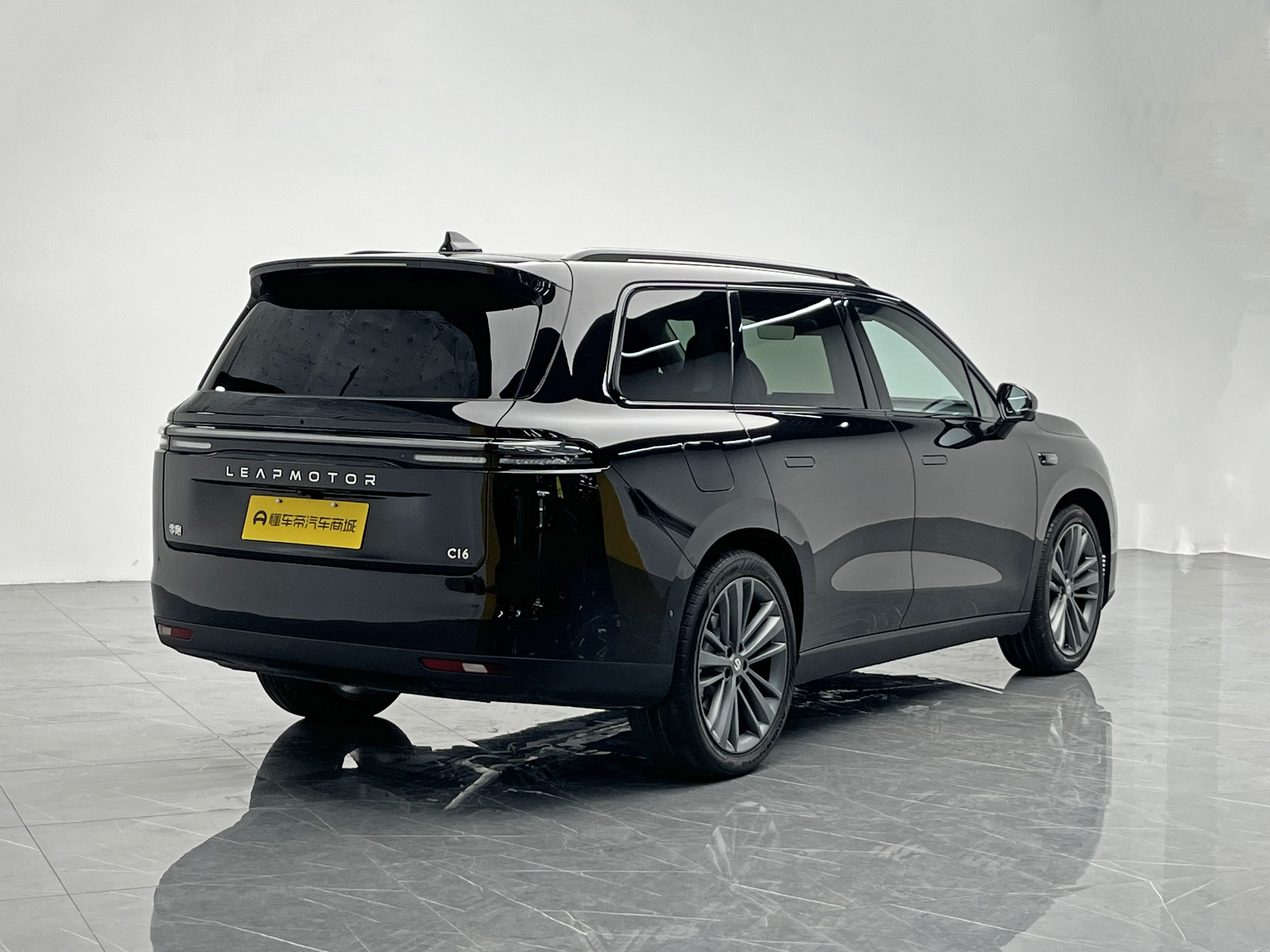 零跑汽车 零跑C16 2025 汽车图片 #6