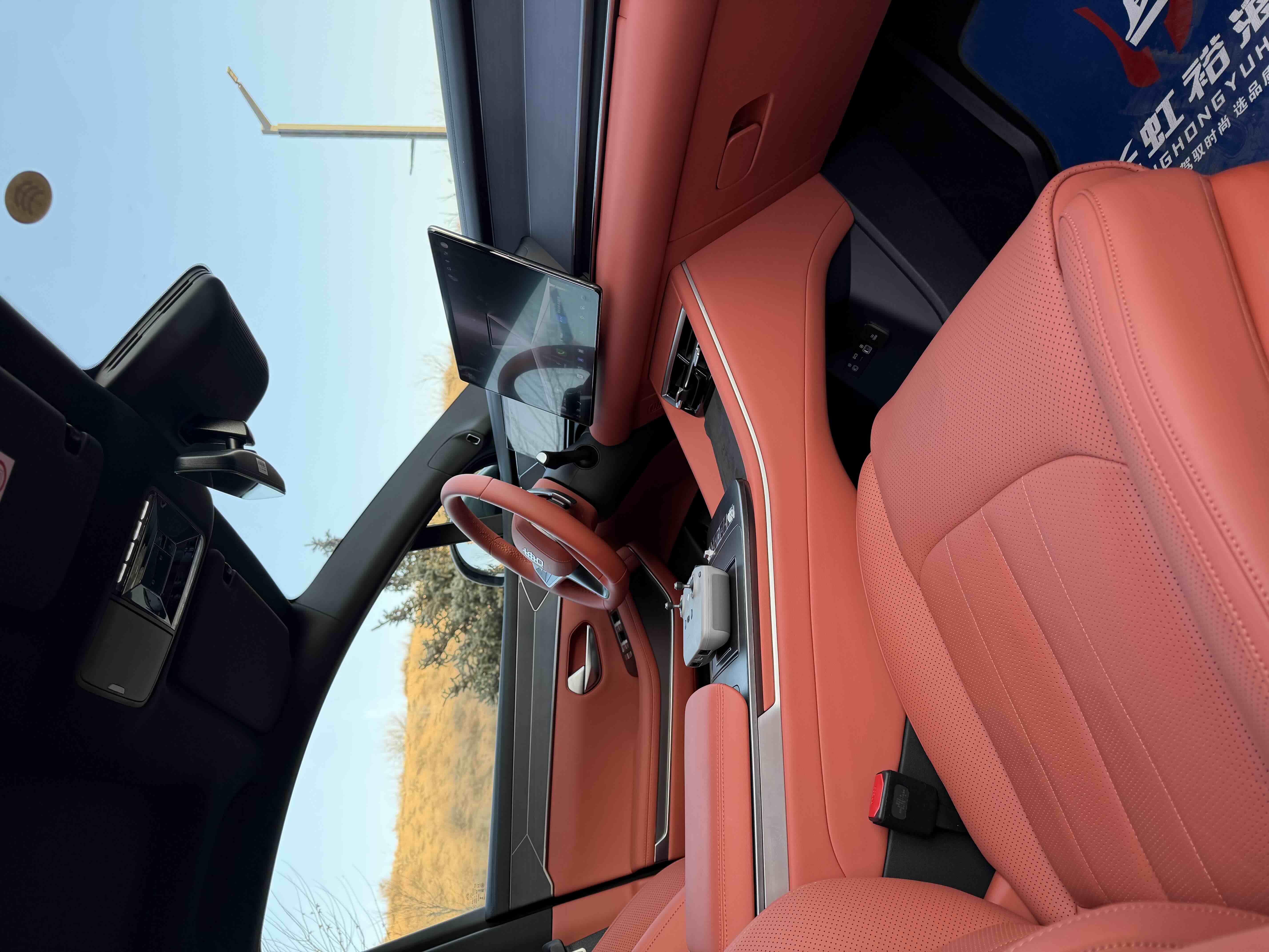 BYD Tang L 2025 immagine di auto #6