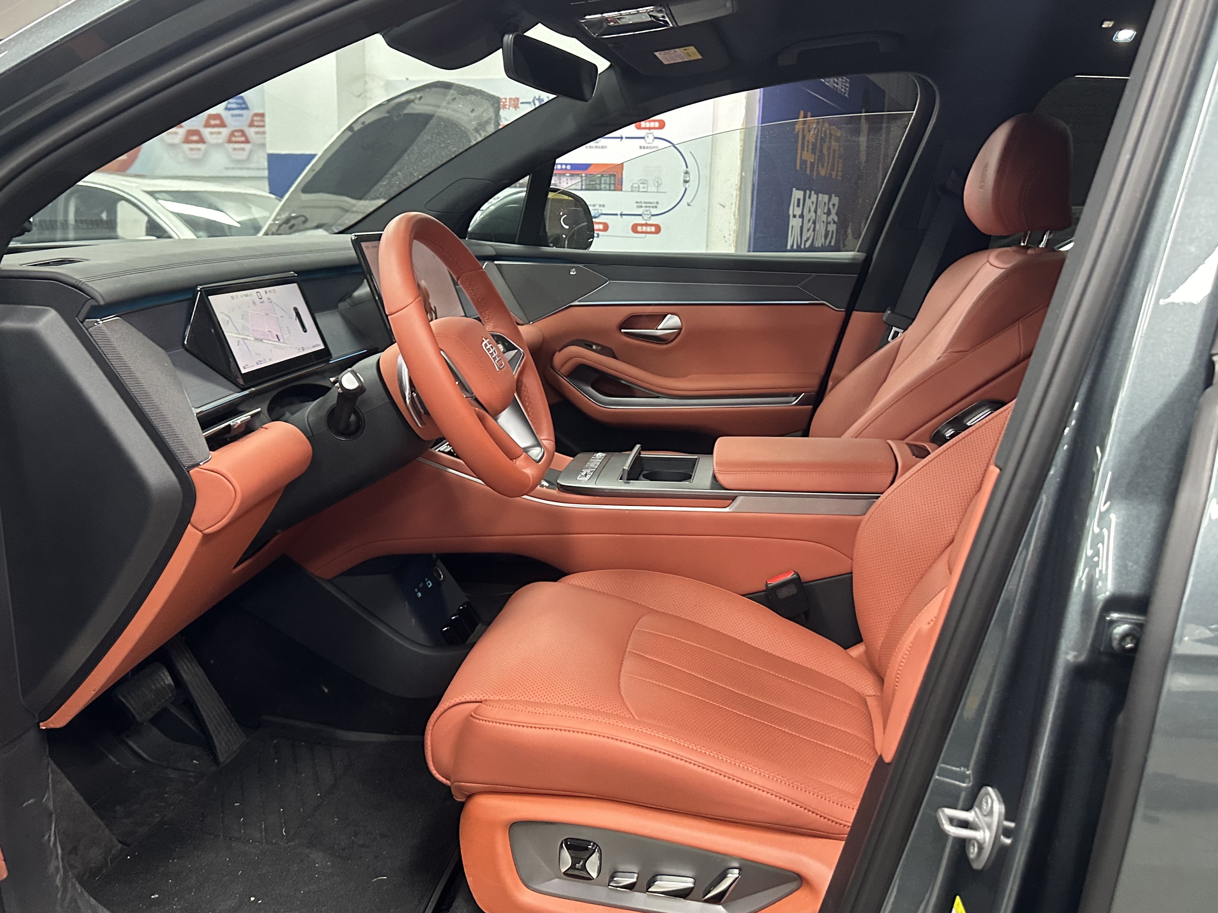 BYD Tang L 2025 car image #6
