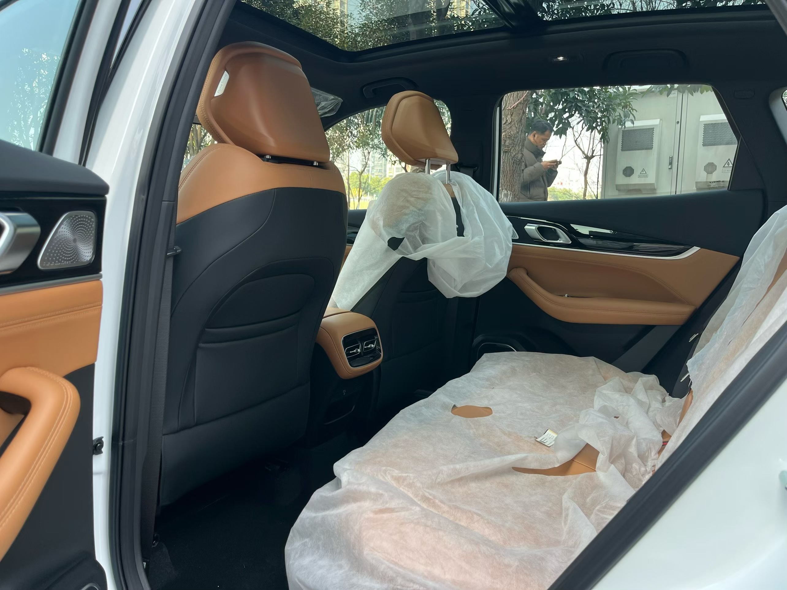 GEELY Boyue L 2026 car image #6