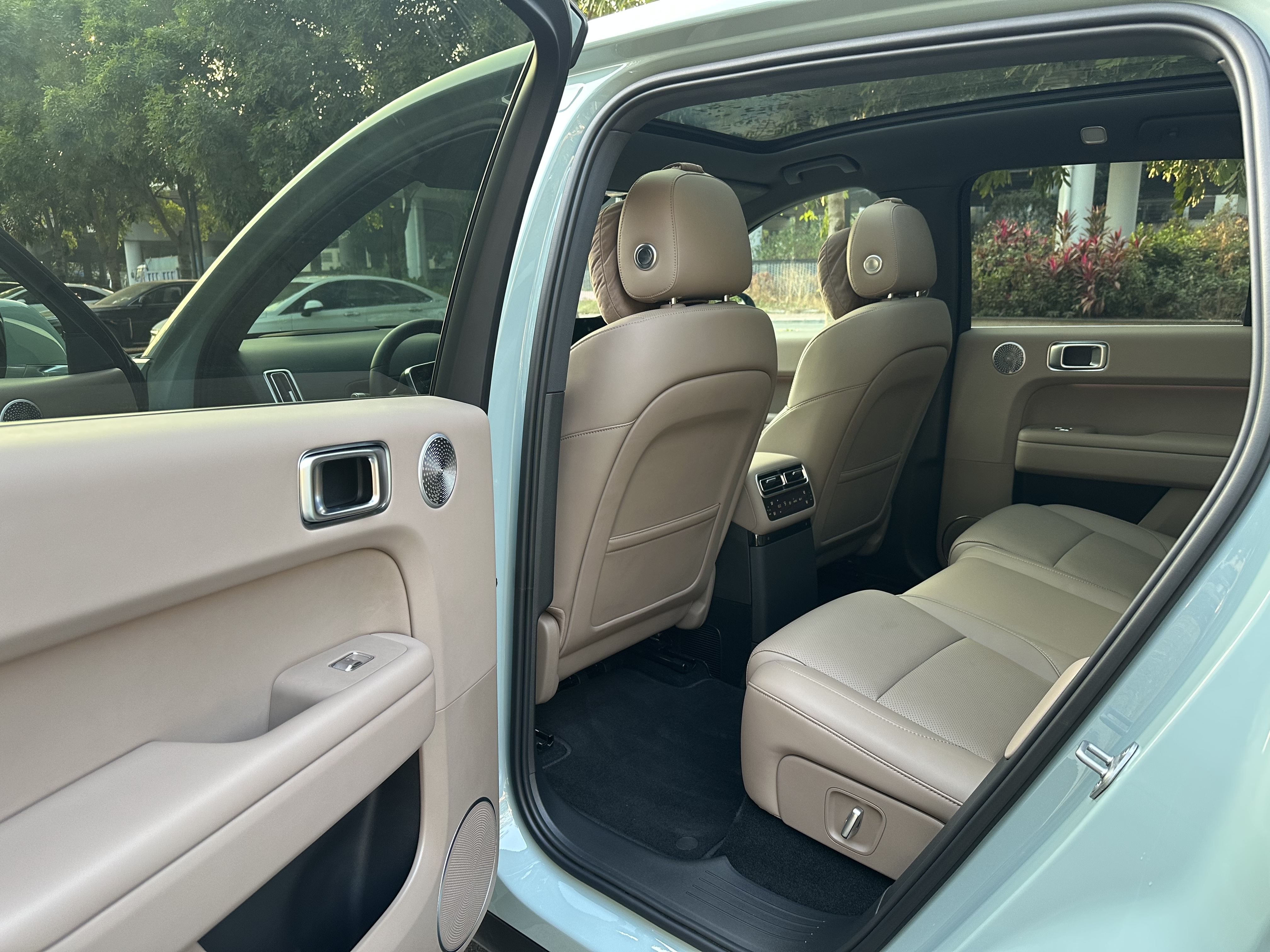 Li L6 2025 imagen de coche #6