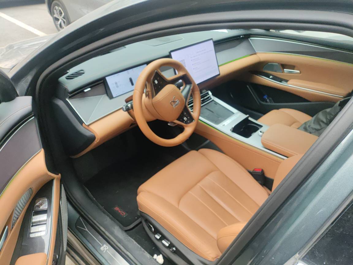 BYD HanL 2025 car image #6
