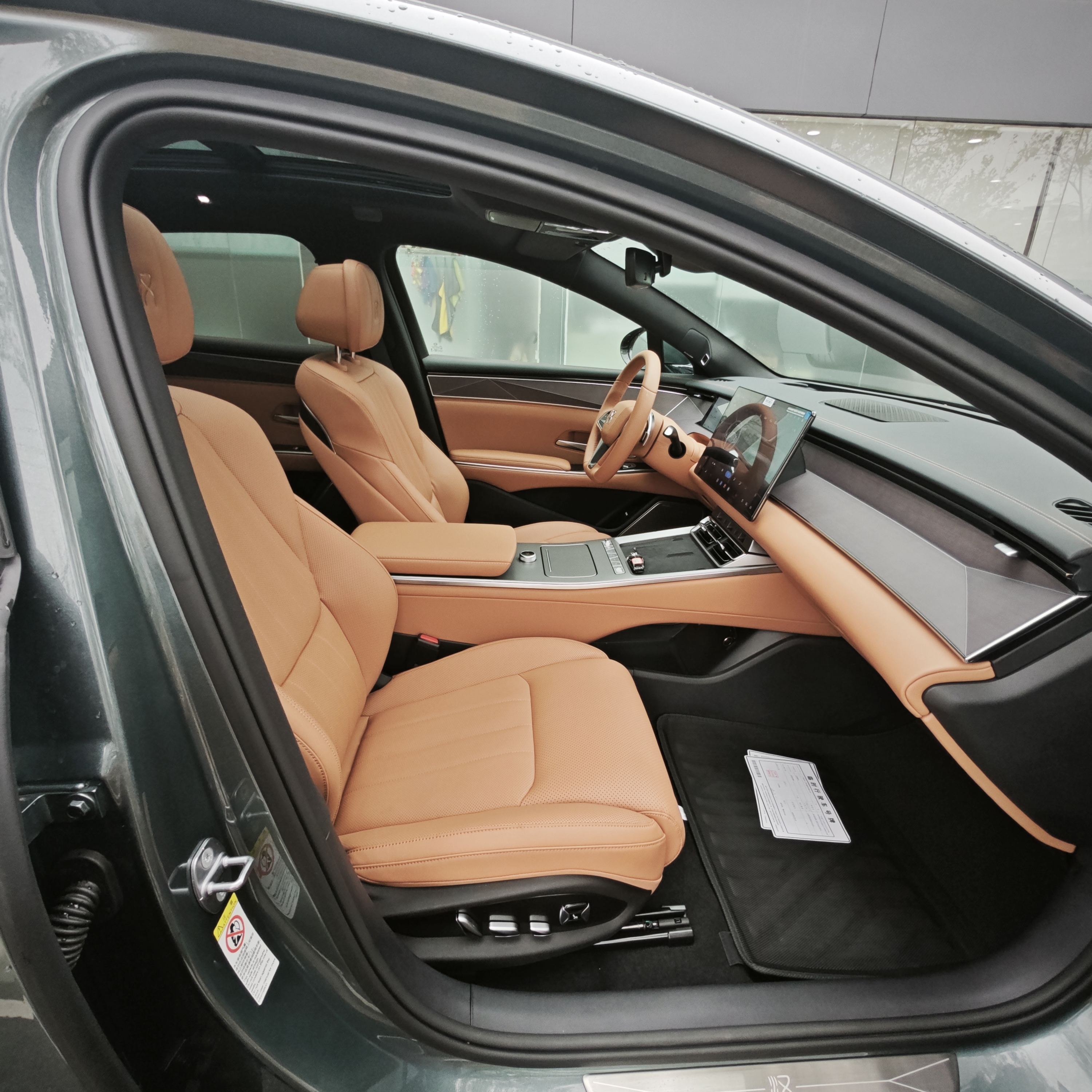 BYD HanL 2025 صورة سيارة #6