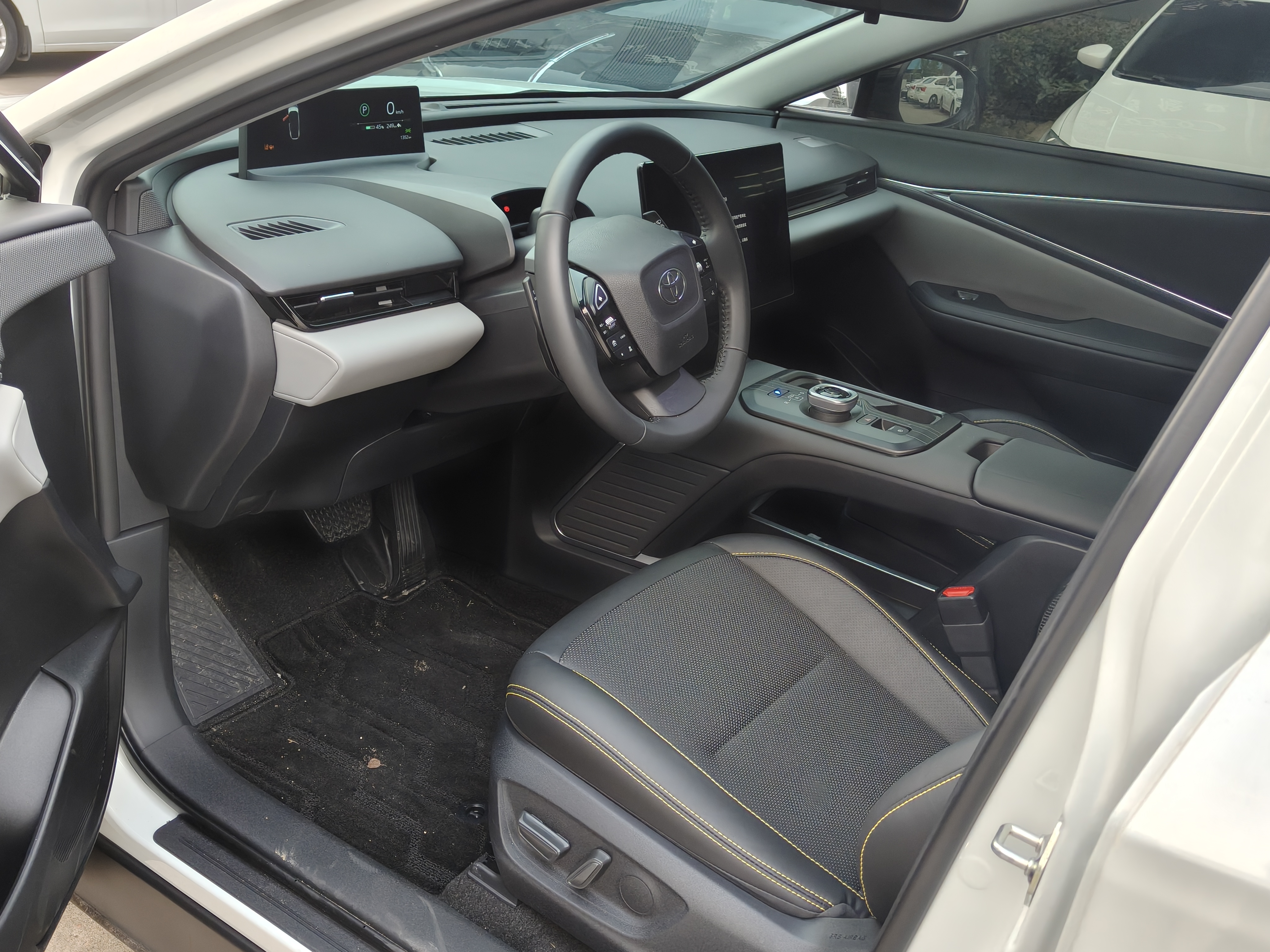 Toyota bZ5 2025 #6 Toyota bZ5 2025 car image #6