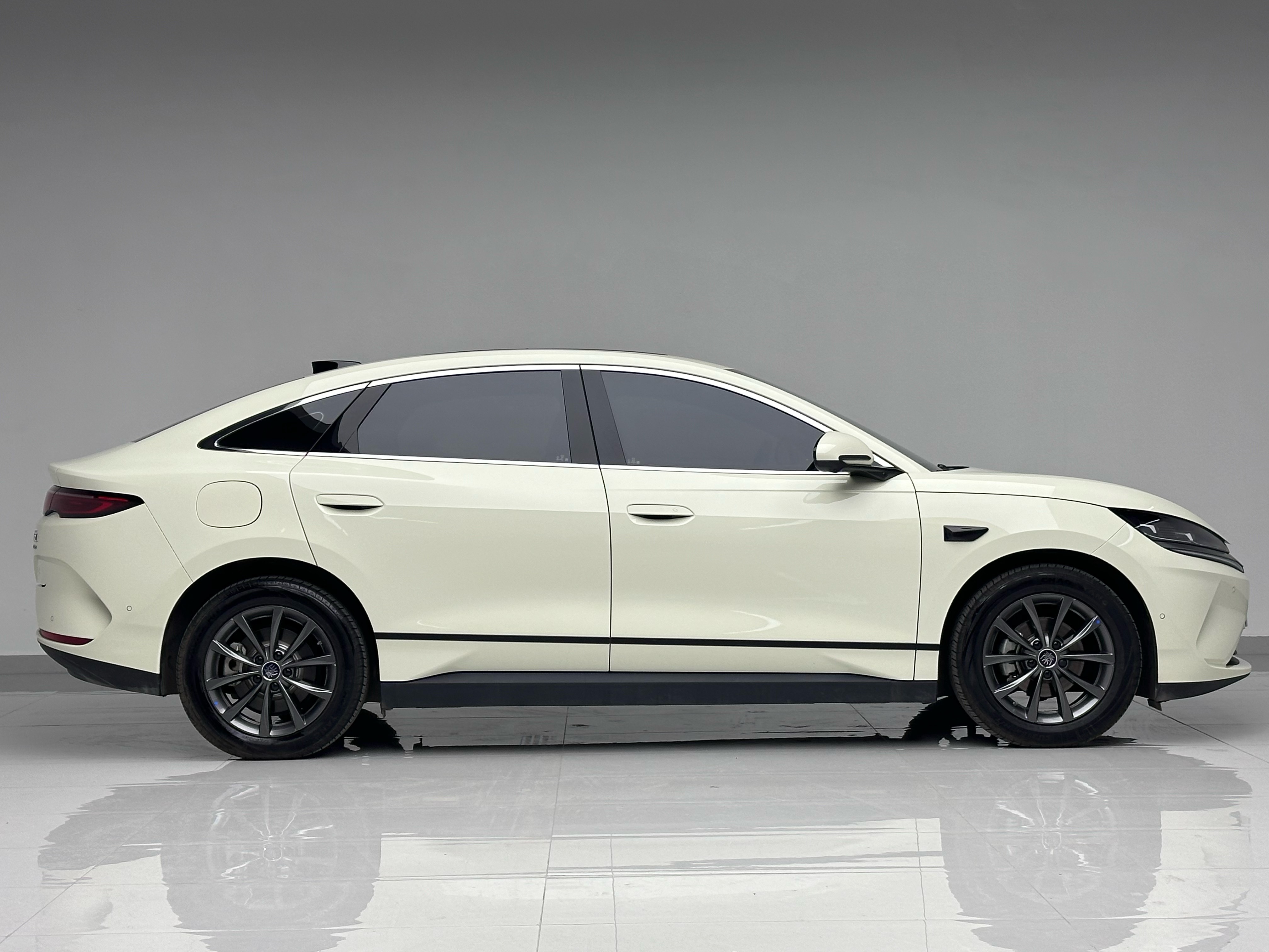 BYD Qin L 2025 car image #6