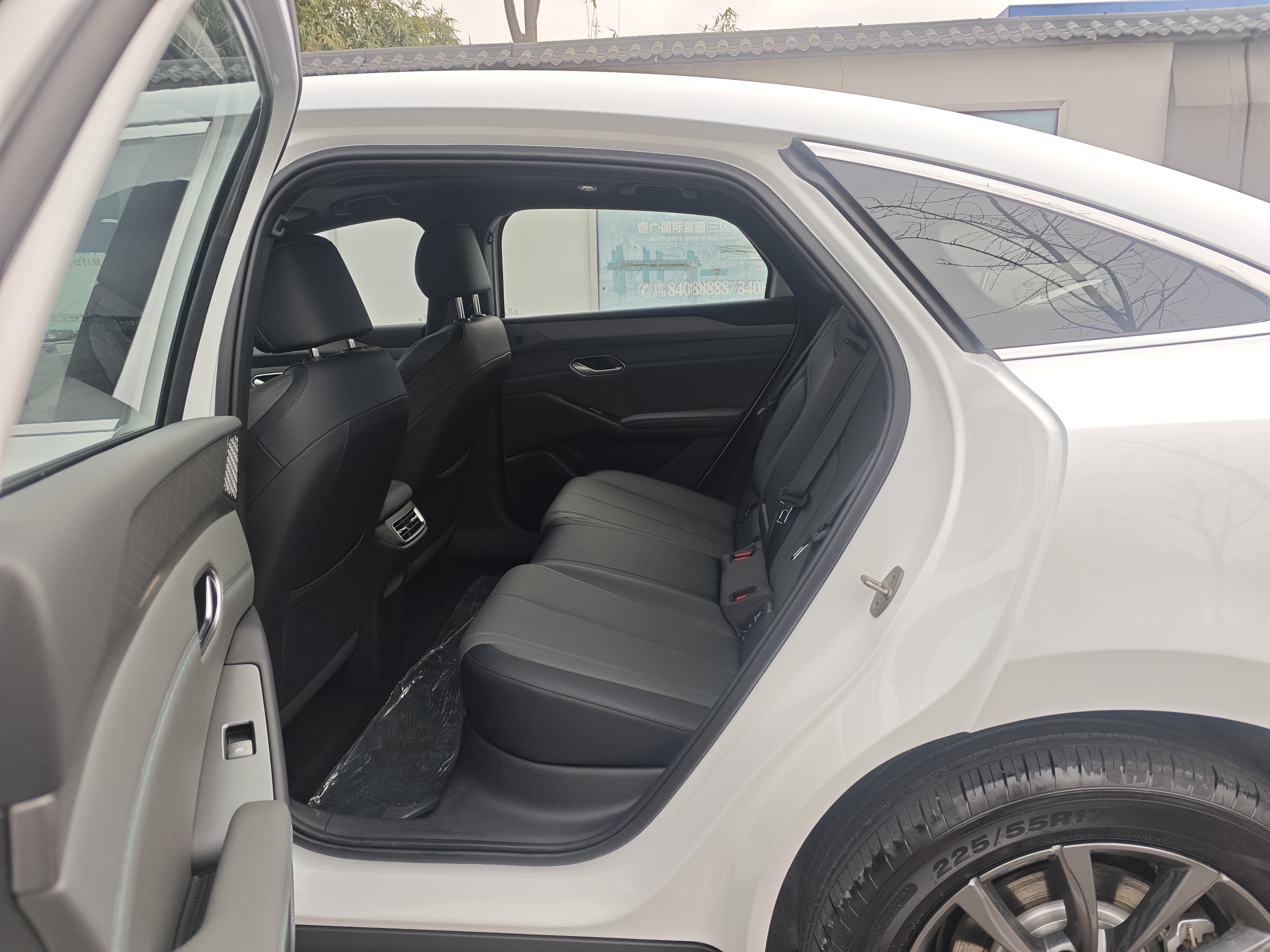 BYD Qin L 2025 immagine di auto #6