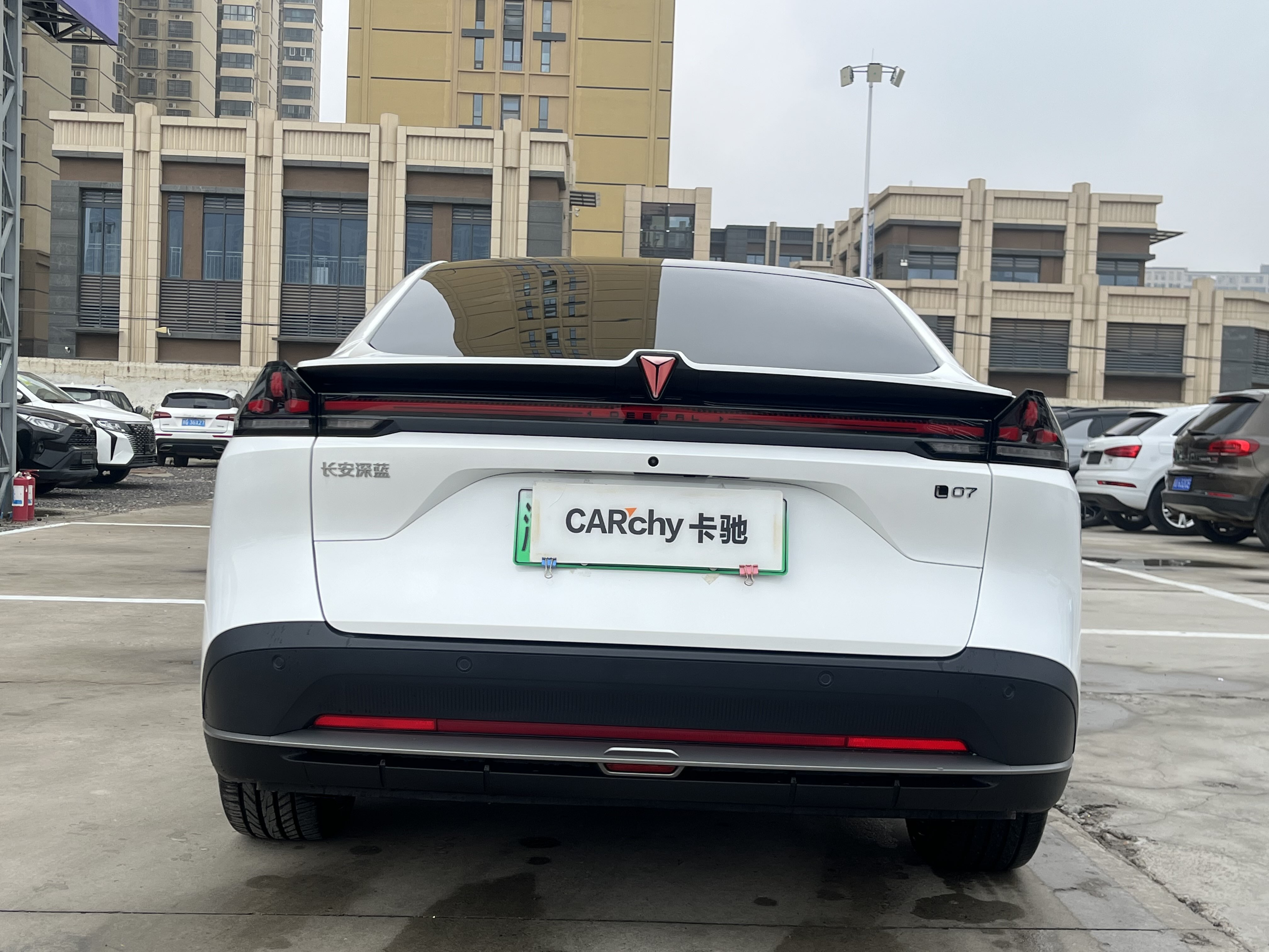 Deepal L07 2025 car image #6