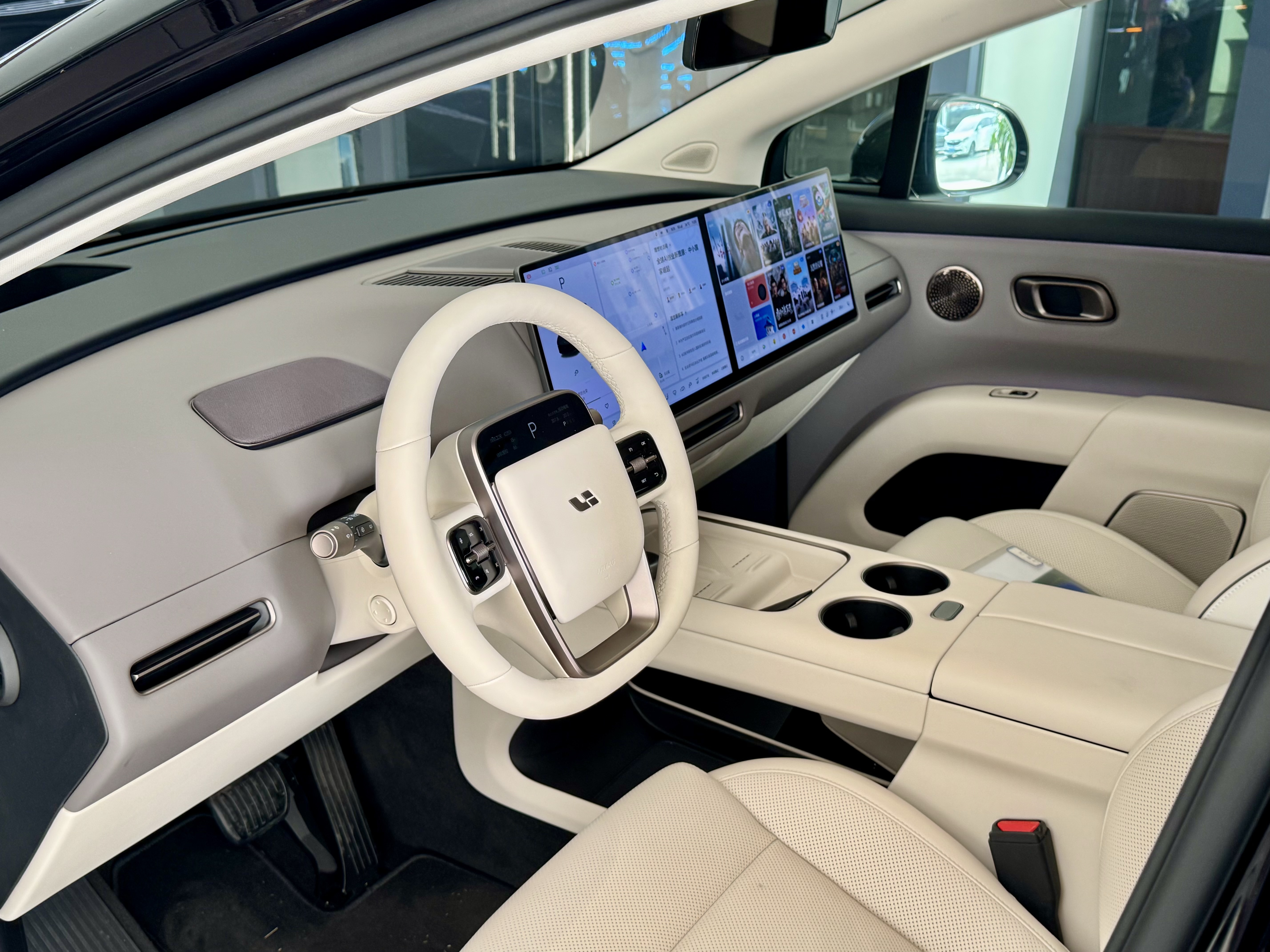 理想汽车 理想i6 2025 汽车图片 #6