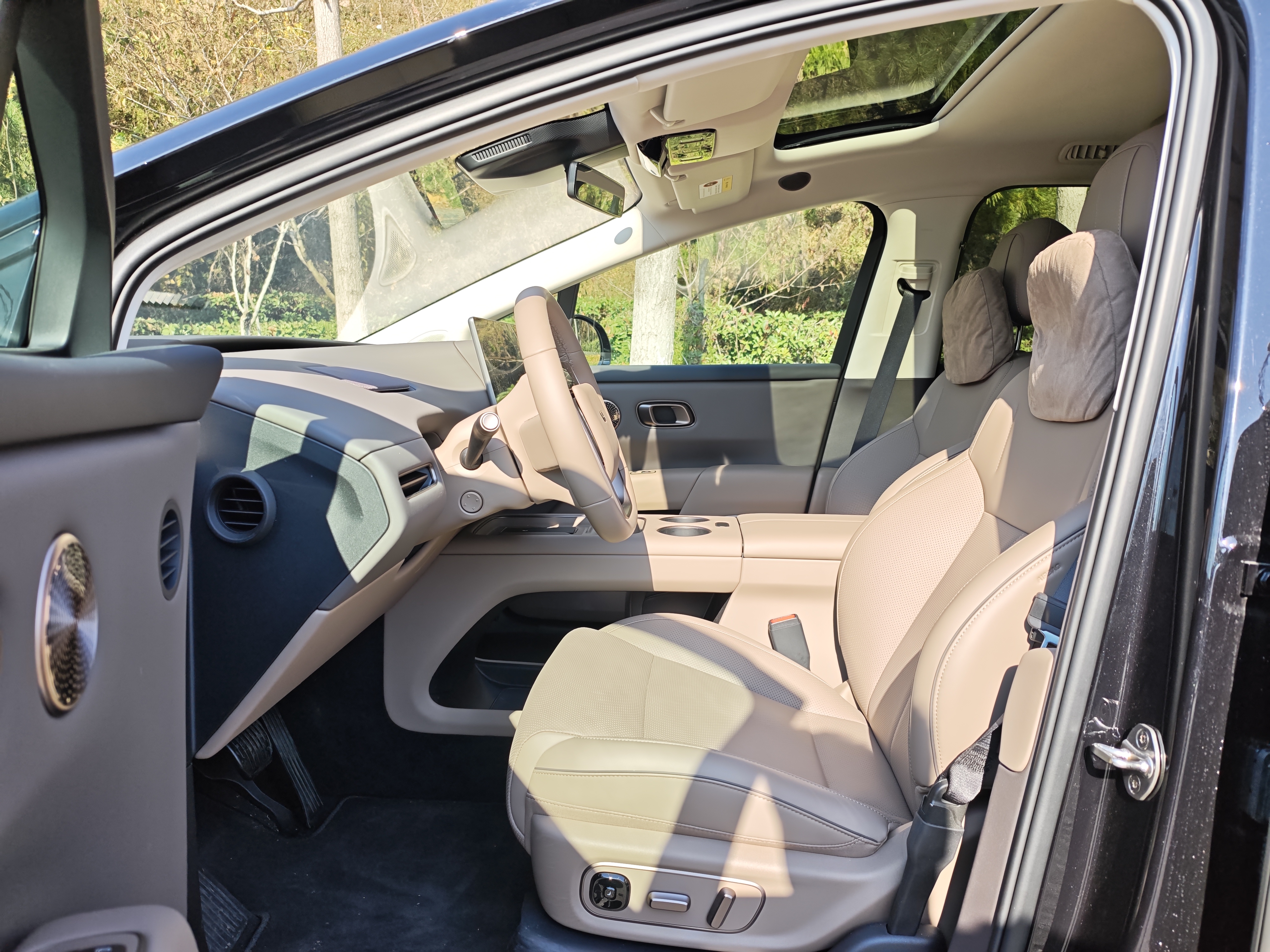 理想汽车 理想i6 2025 汽车图片 #6