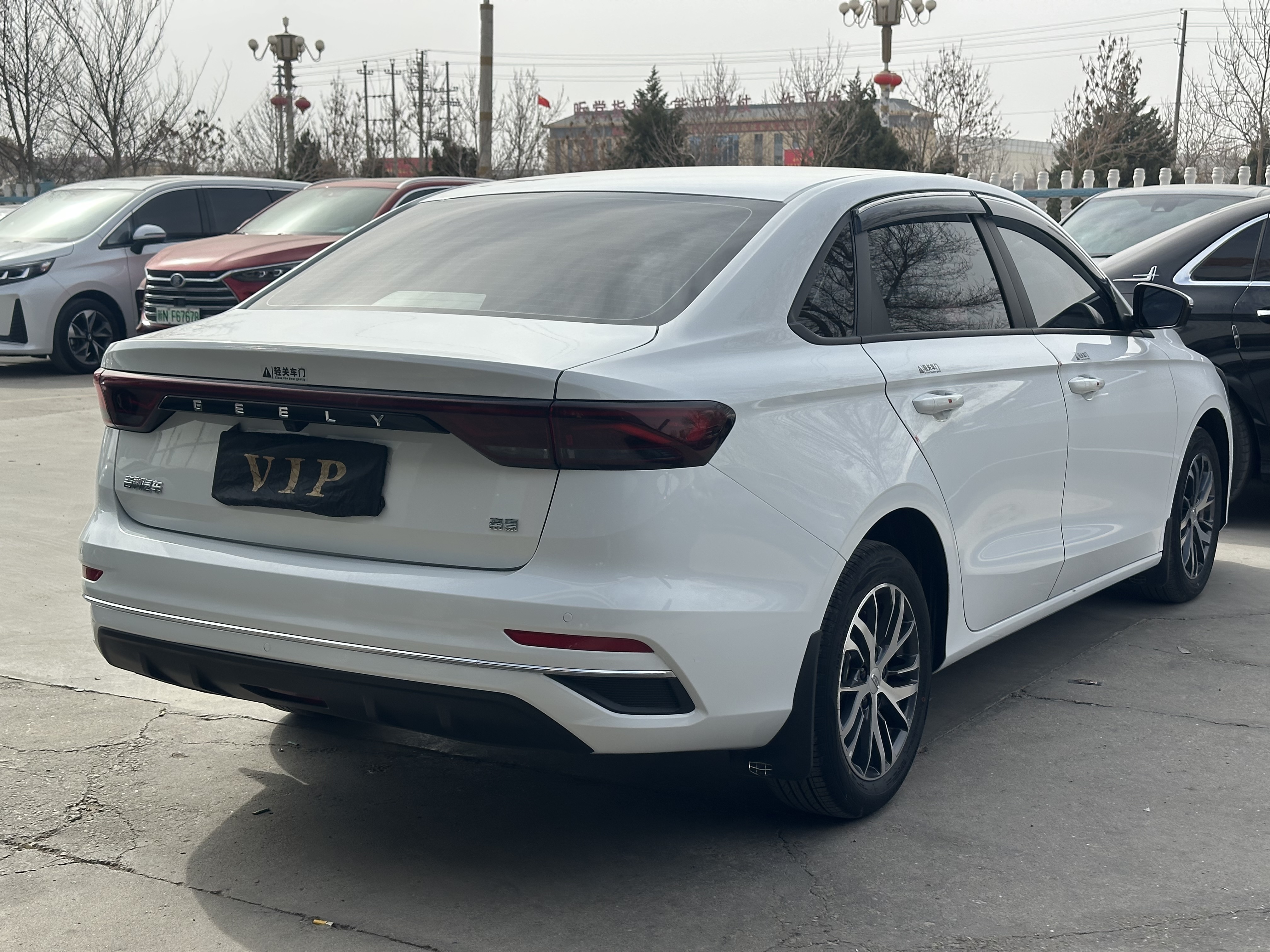 GEELY Emgrand 2025 #6 GEELY Emgrand 2025 car image #6