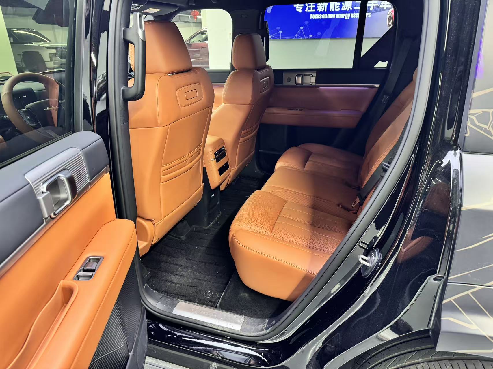 FangChengBao Tiger 7 2025 car image #6