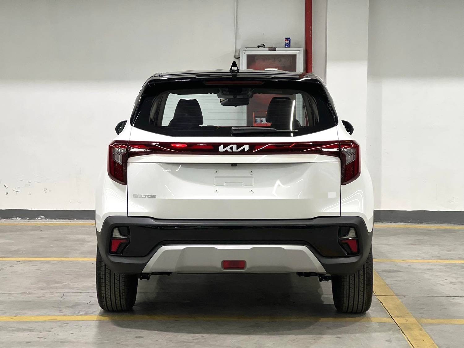 Kia Seltos 2025 imagen de coche #6